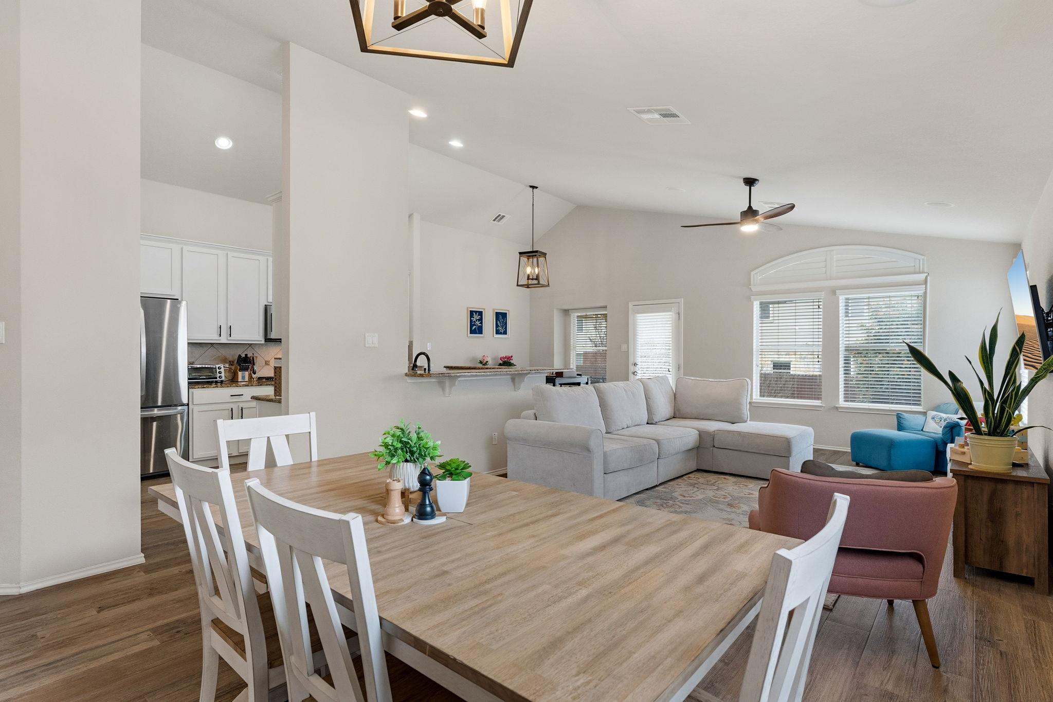 11528 Running Brush LN