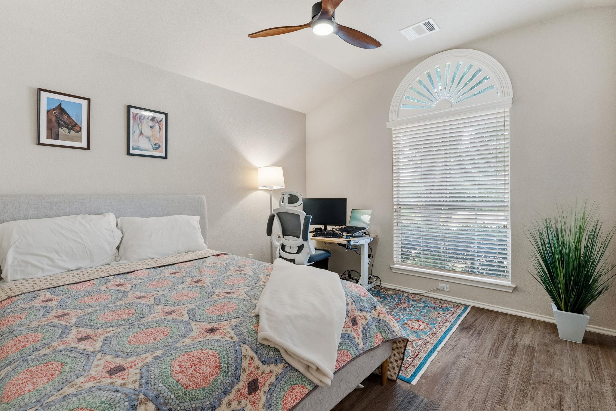 11528 Running Brush LN