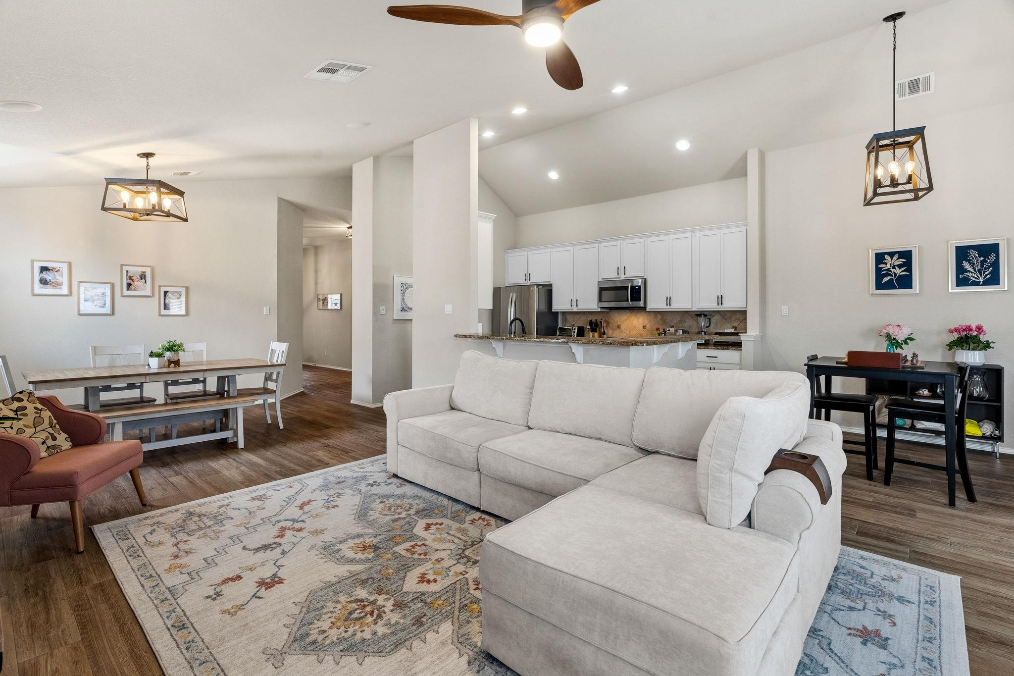 11528 Running Brush LN