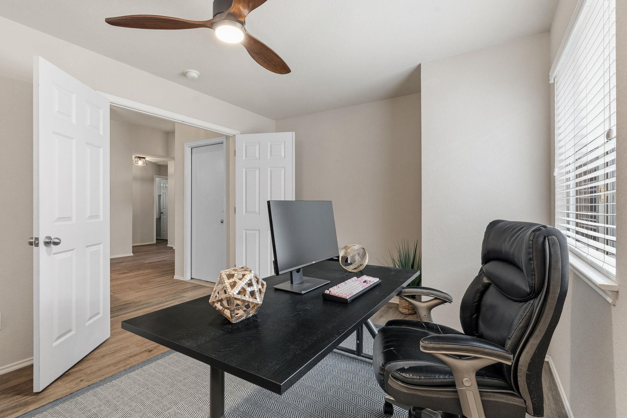 11528 Running Brush LN