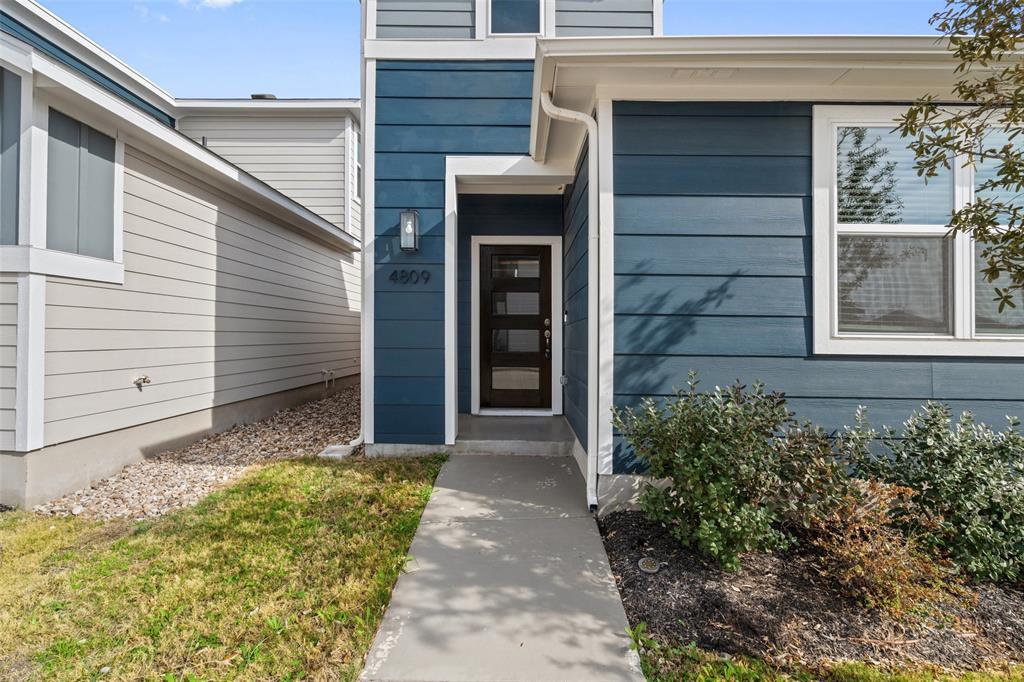4809 Plum Peach BND