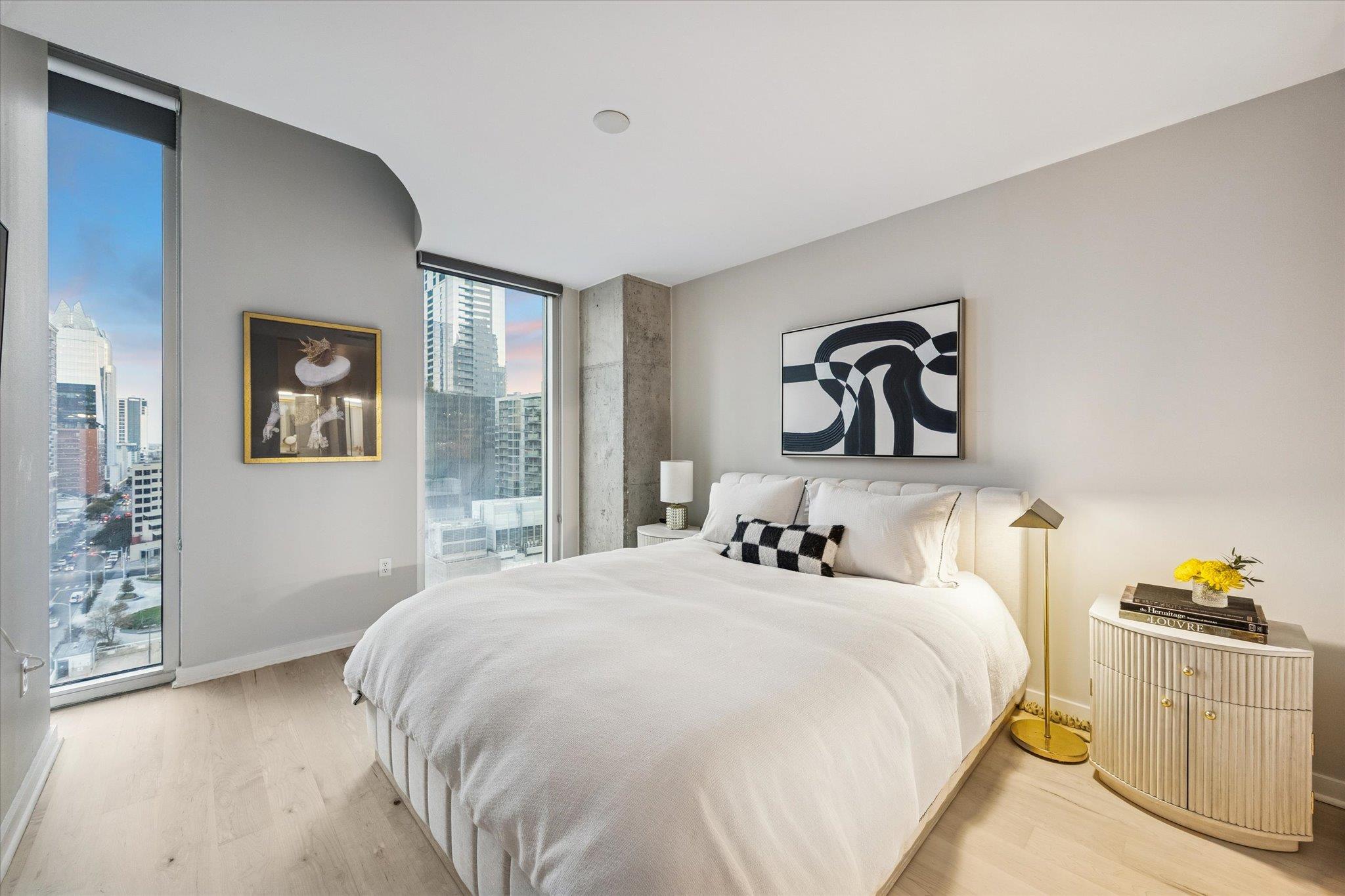 360 Nueces ST # 1417