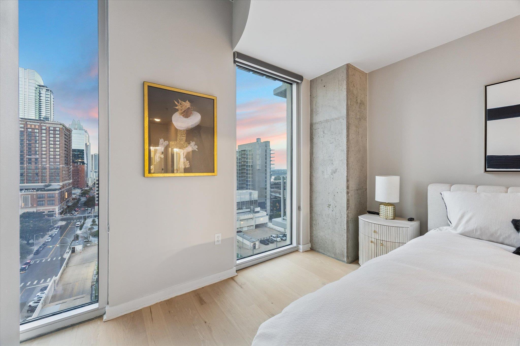 360 Nueces ST # 1417