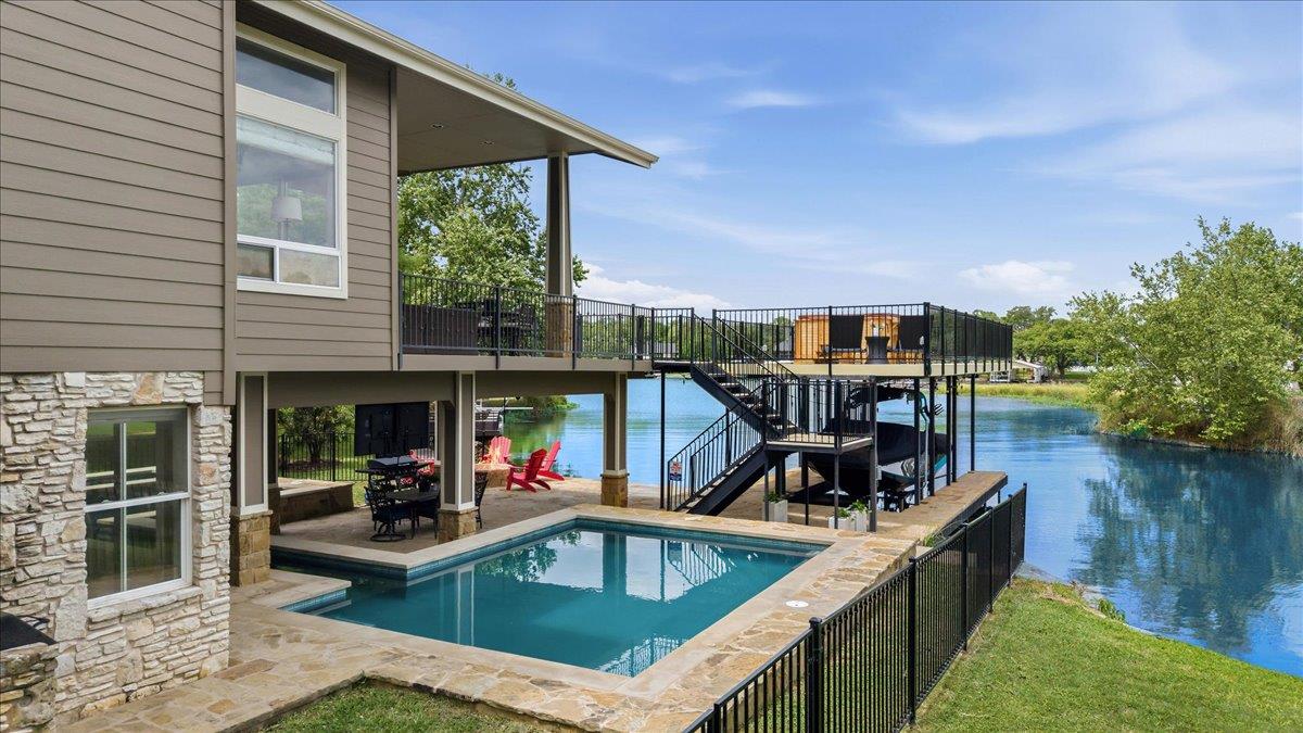 806 Misty Downs DR