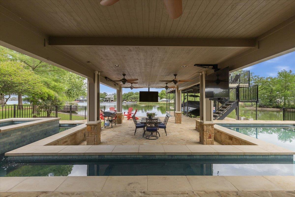 806 Misty Downs DR