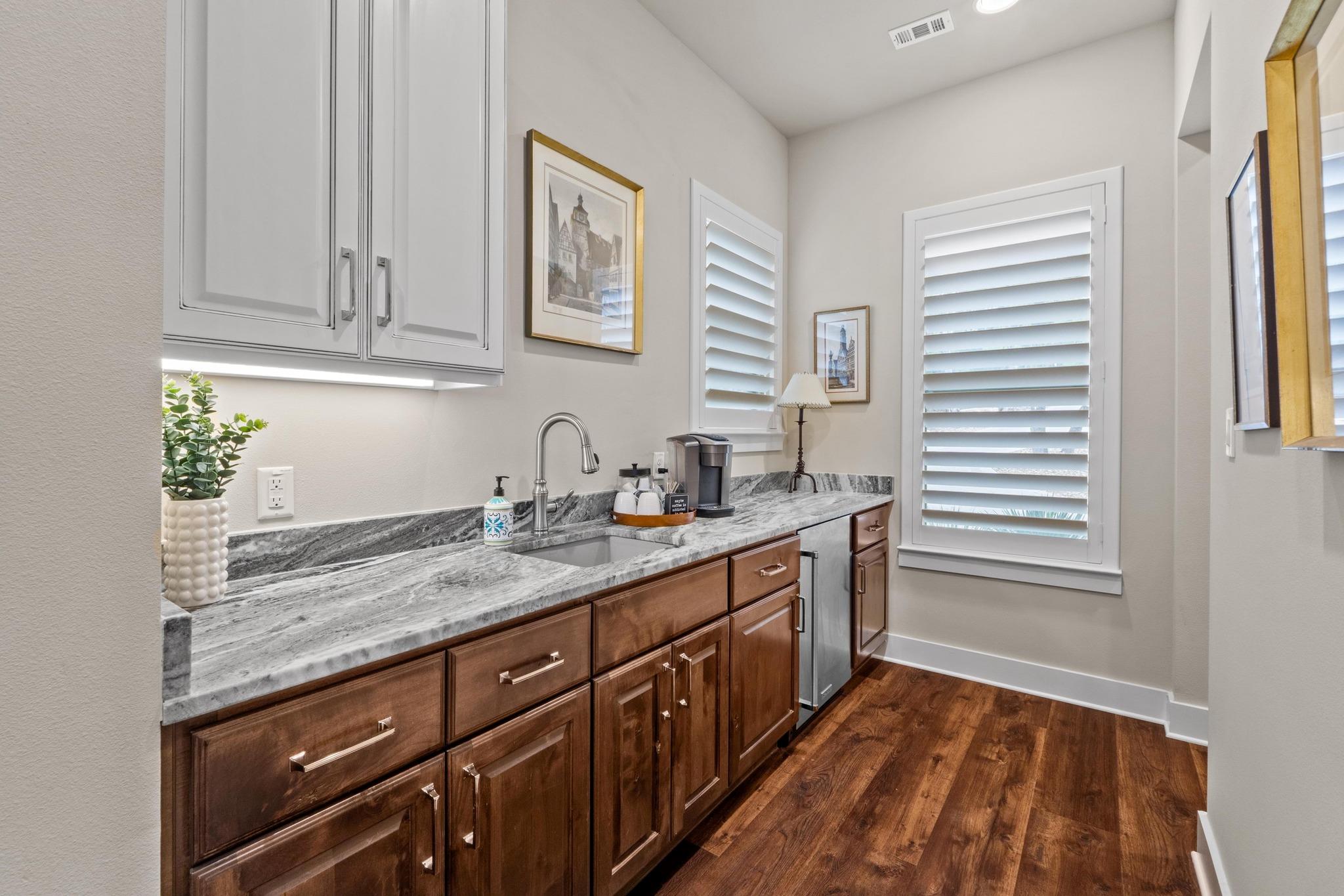 18817 Hidden Ridge PL
