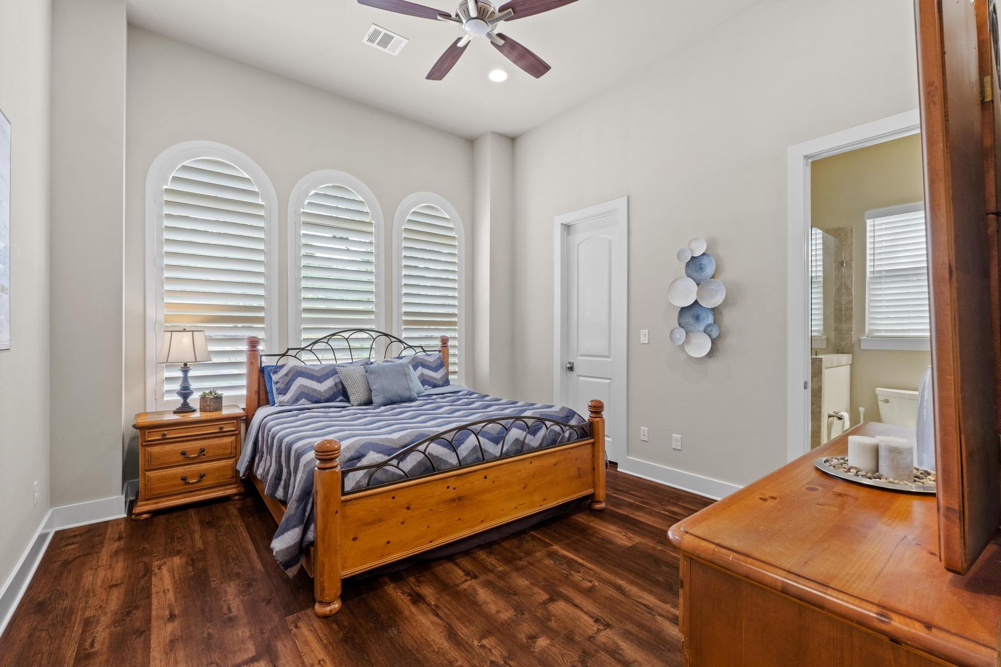 18817 Hidden Ridge PL