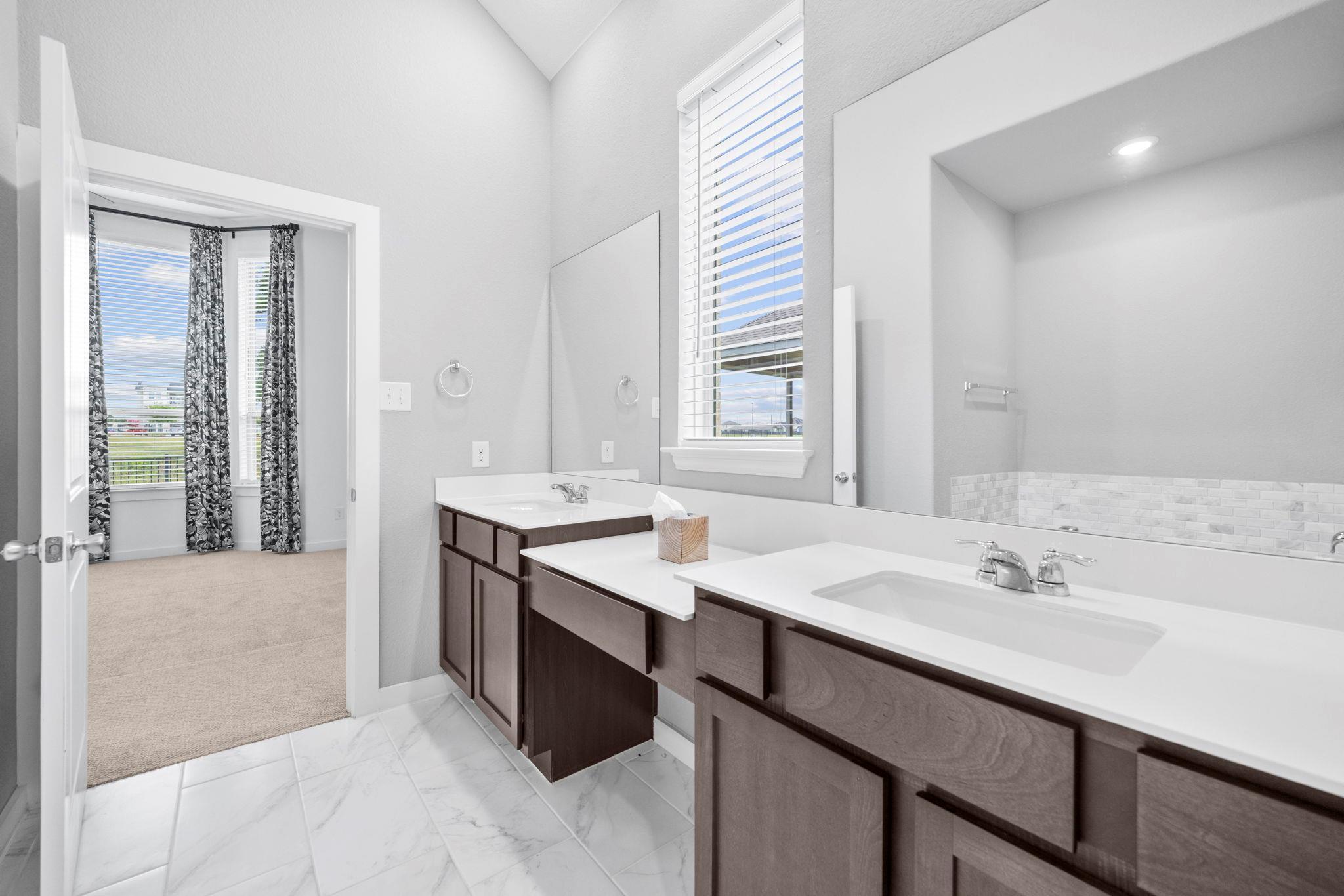 5724 Toscana TRCE