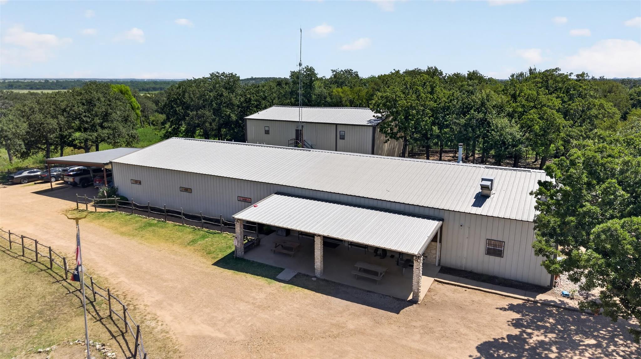 2274 County Road 203 LOOP