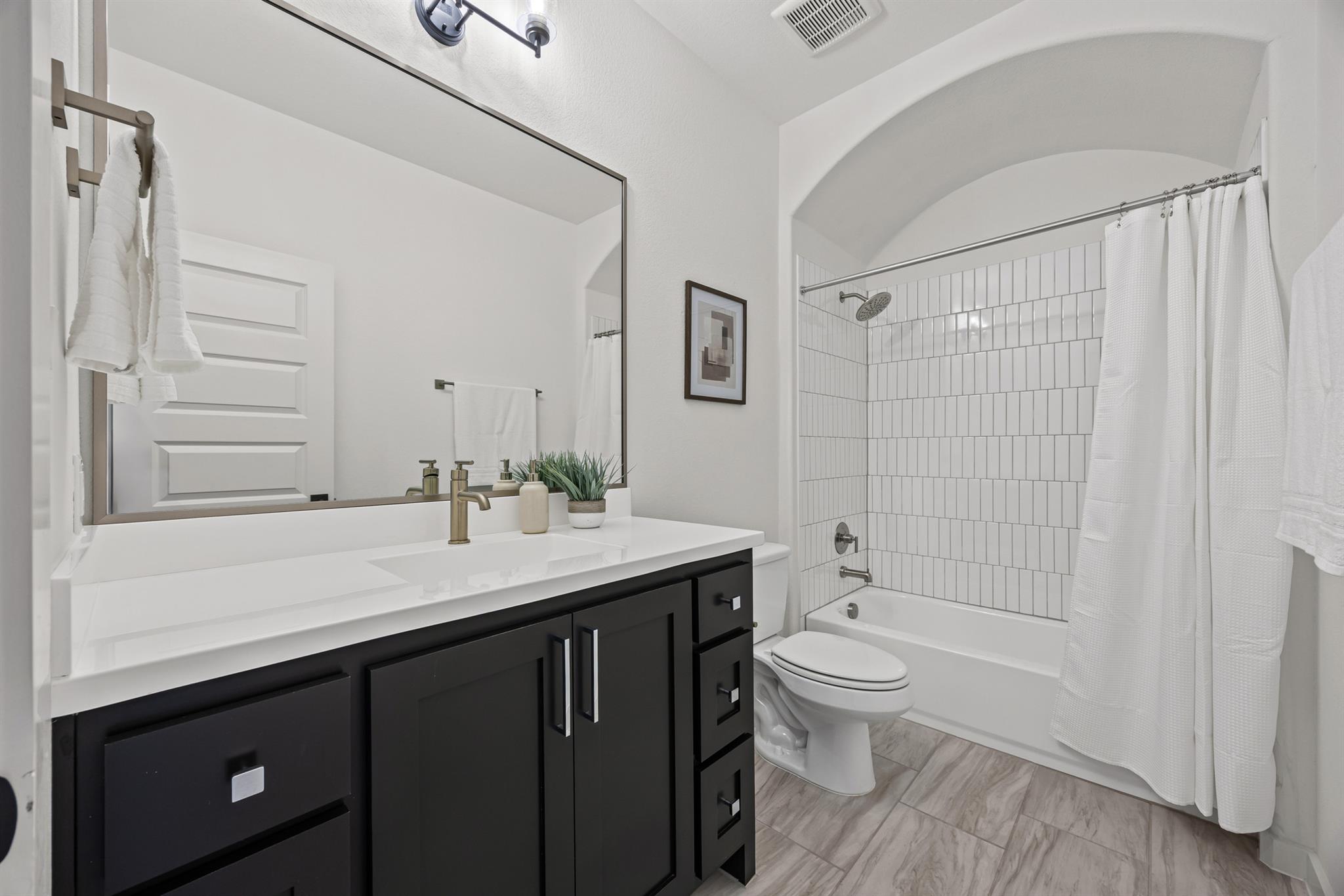 3021 Anzio LN