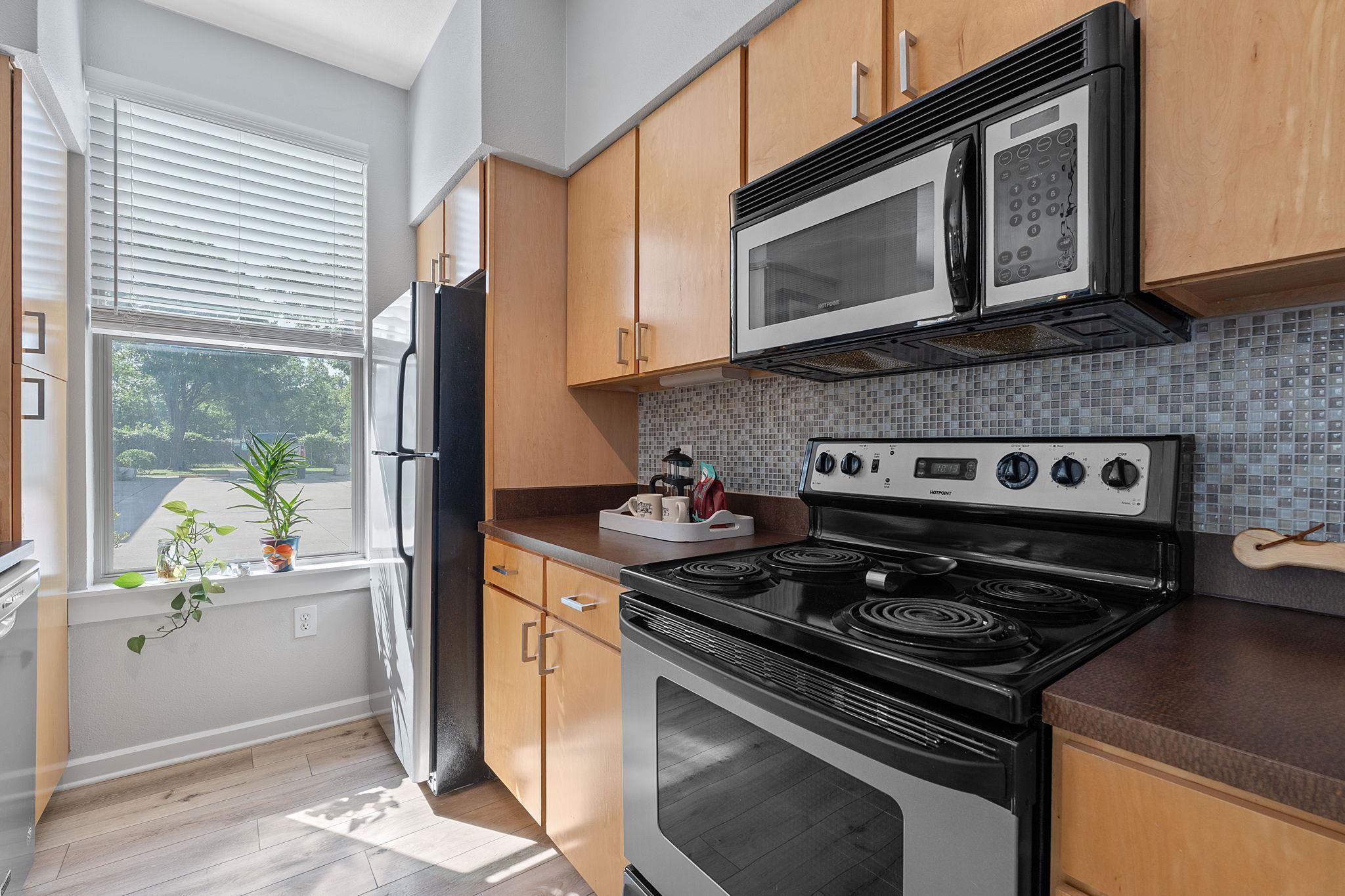 1201 Grove BLVD # 2203