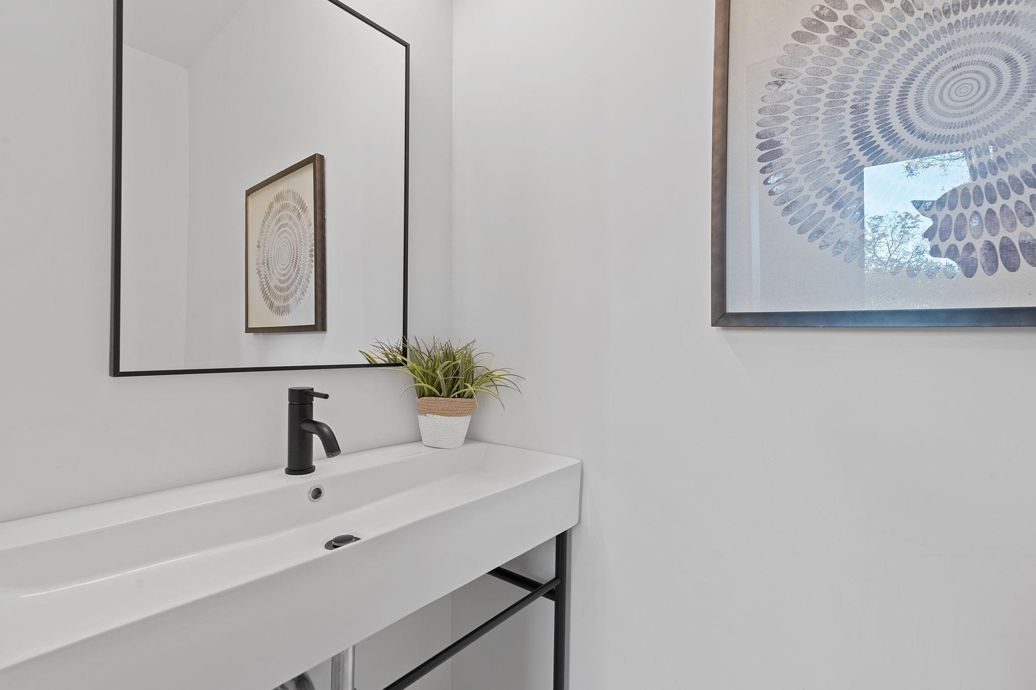 2704 Canterbury ST # A