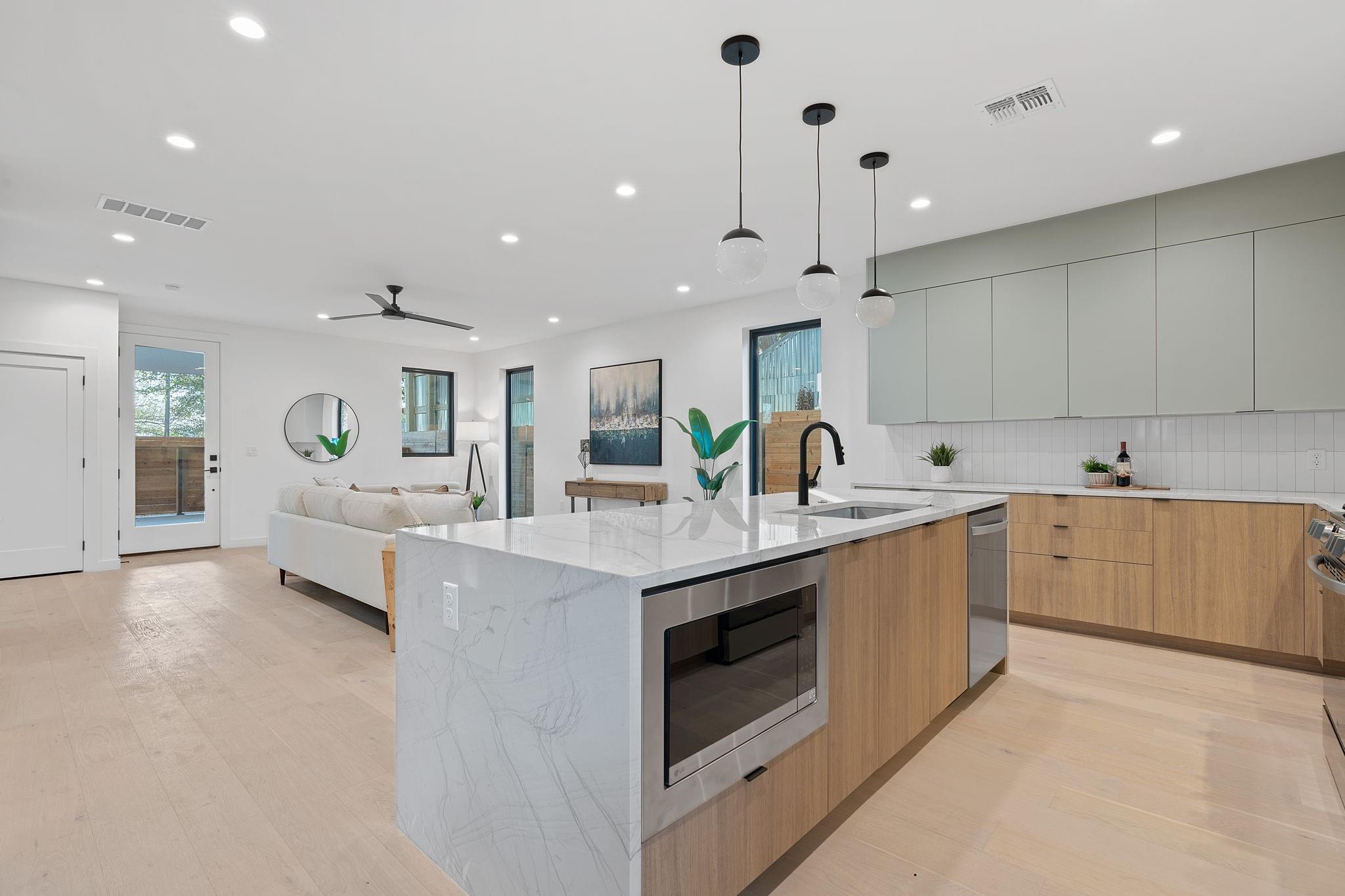 2704 Canterbury ST # A