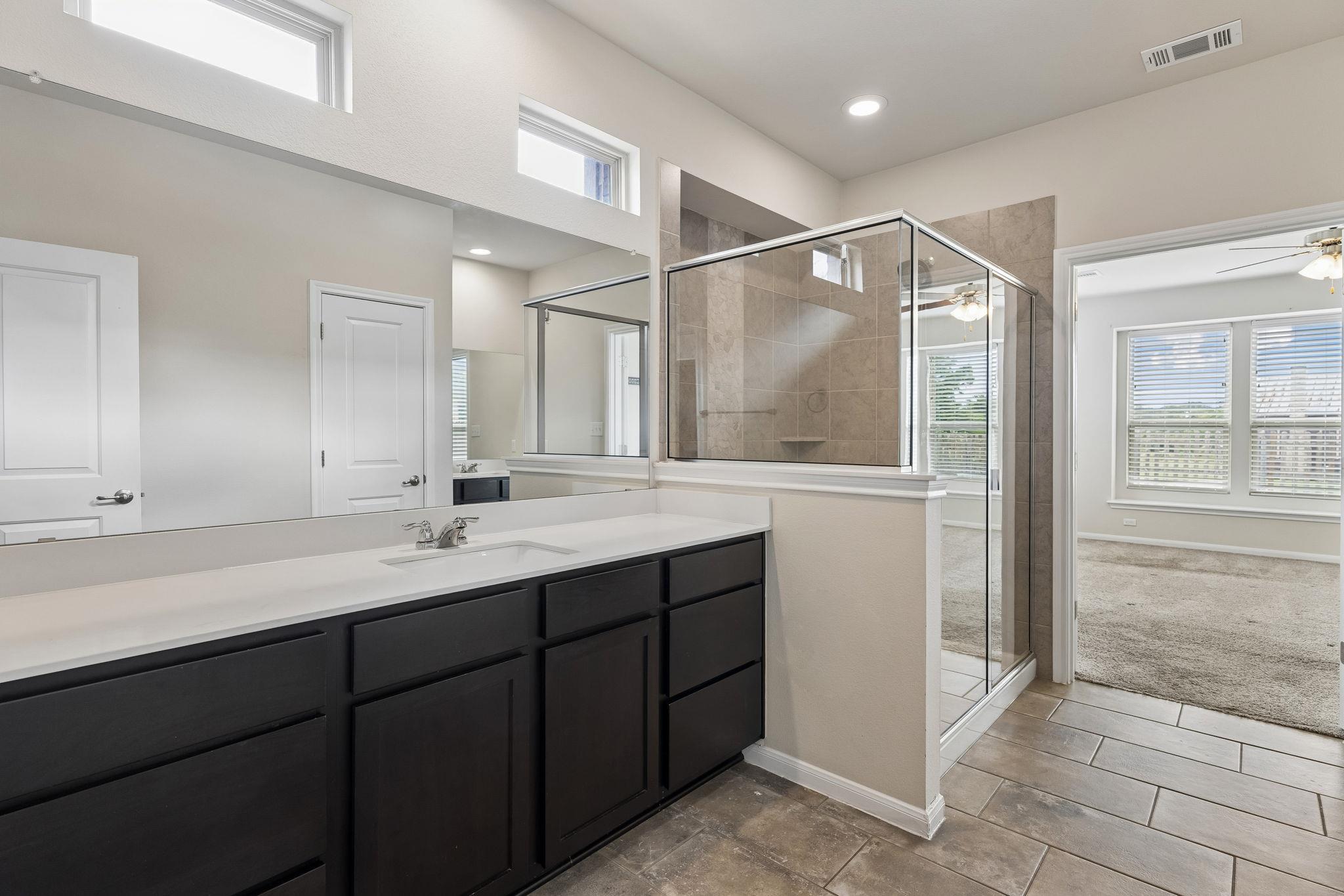 301 Rimrock CT