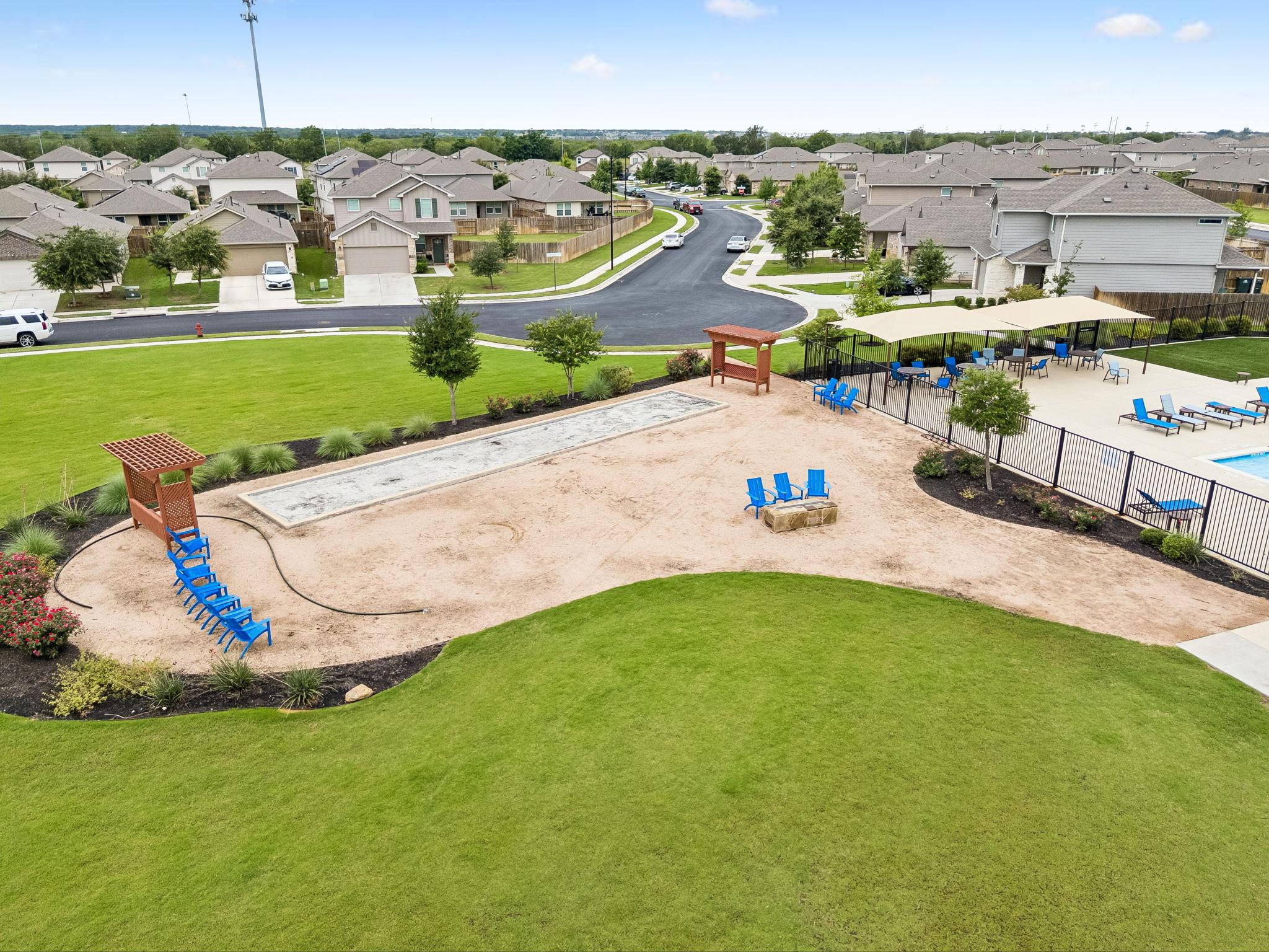 301 Rimrock CT