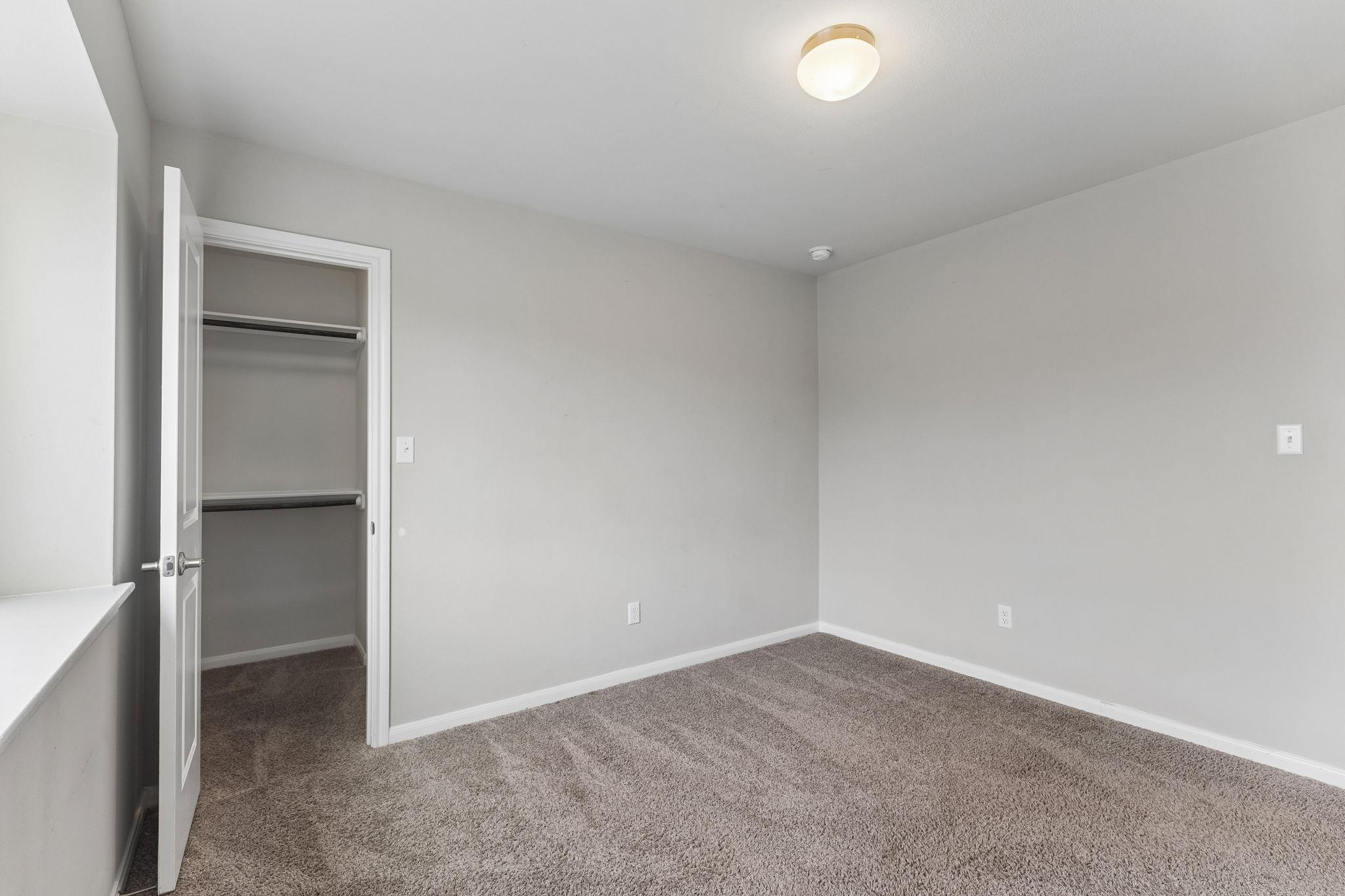 301 Rimrock CT
