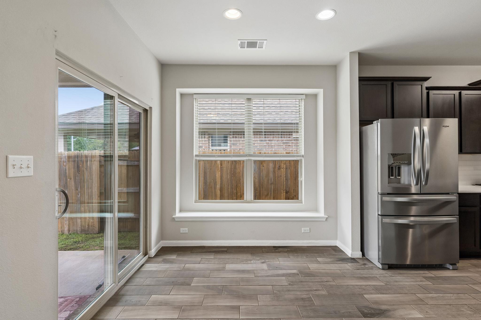 301 Rimrock CT