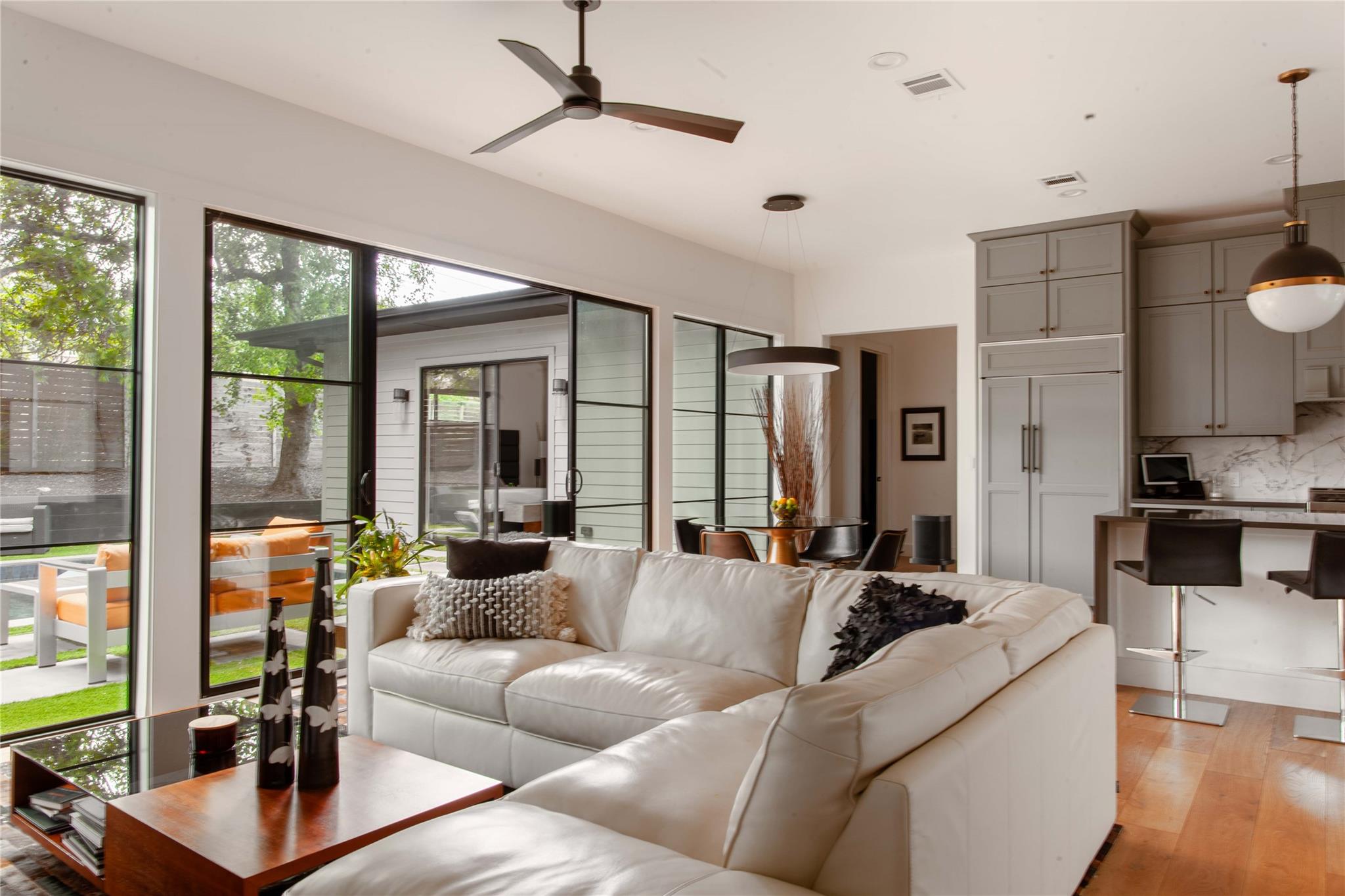 6100 Gena CT