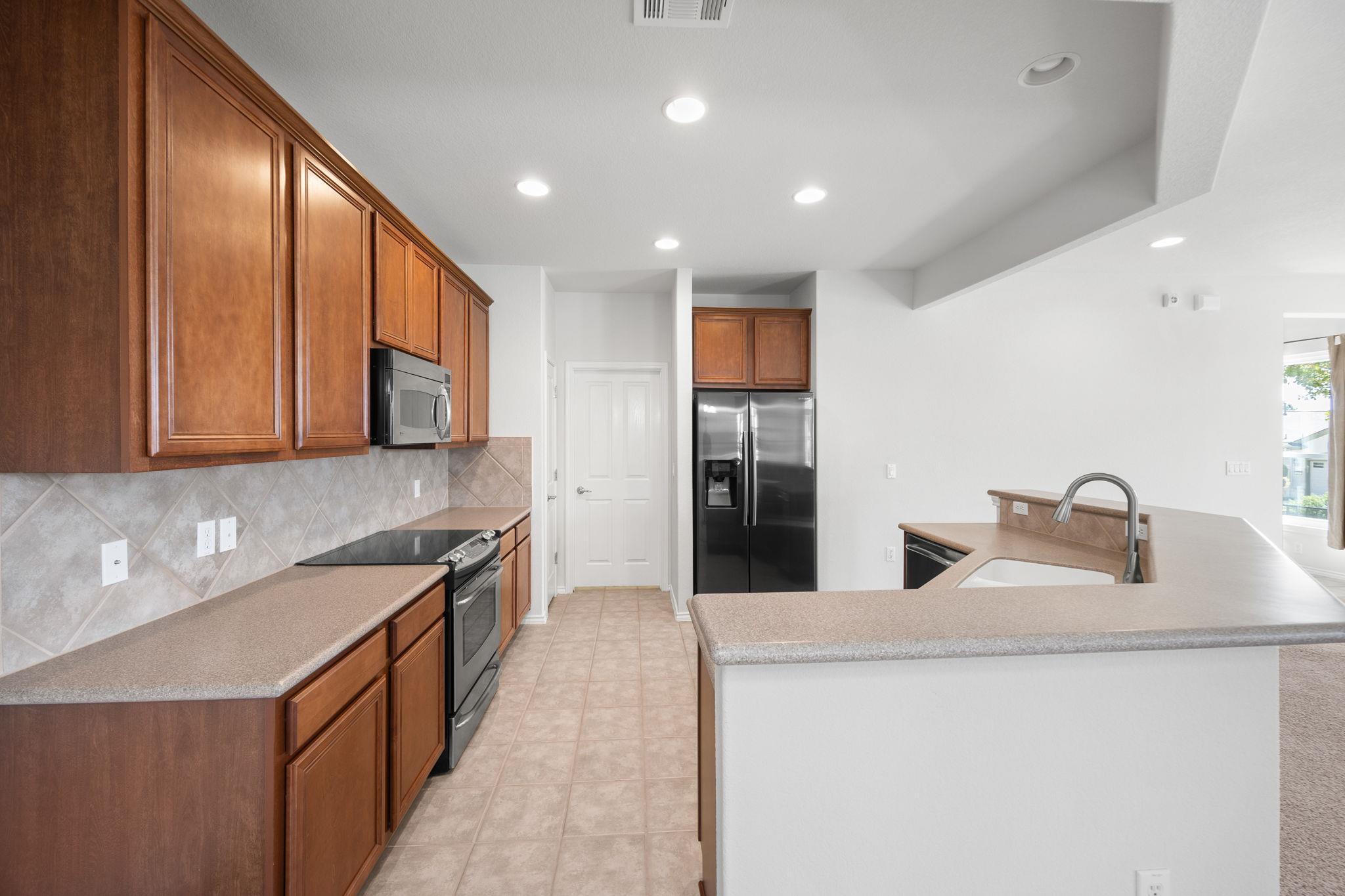 201 Limestone Shoals CT