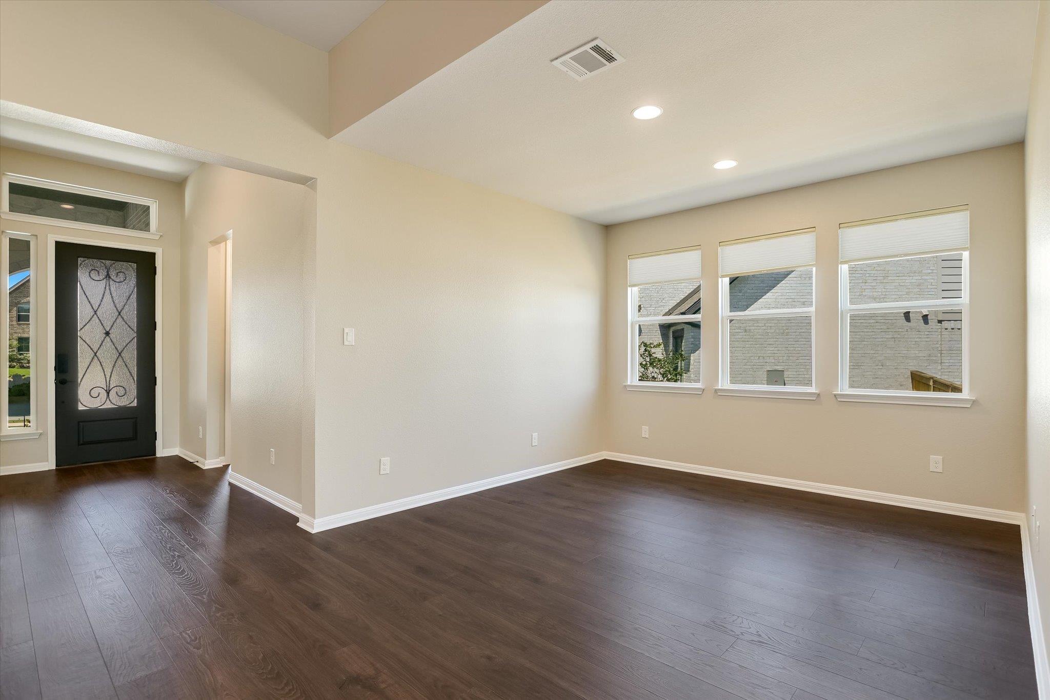 108 Trans Pecos CT
