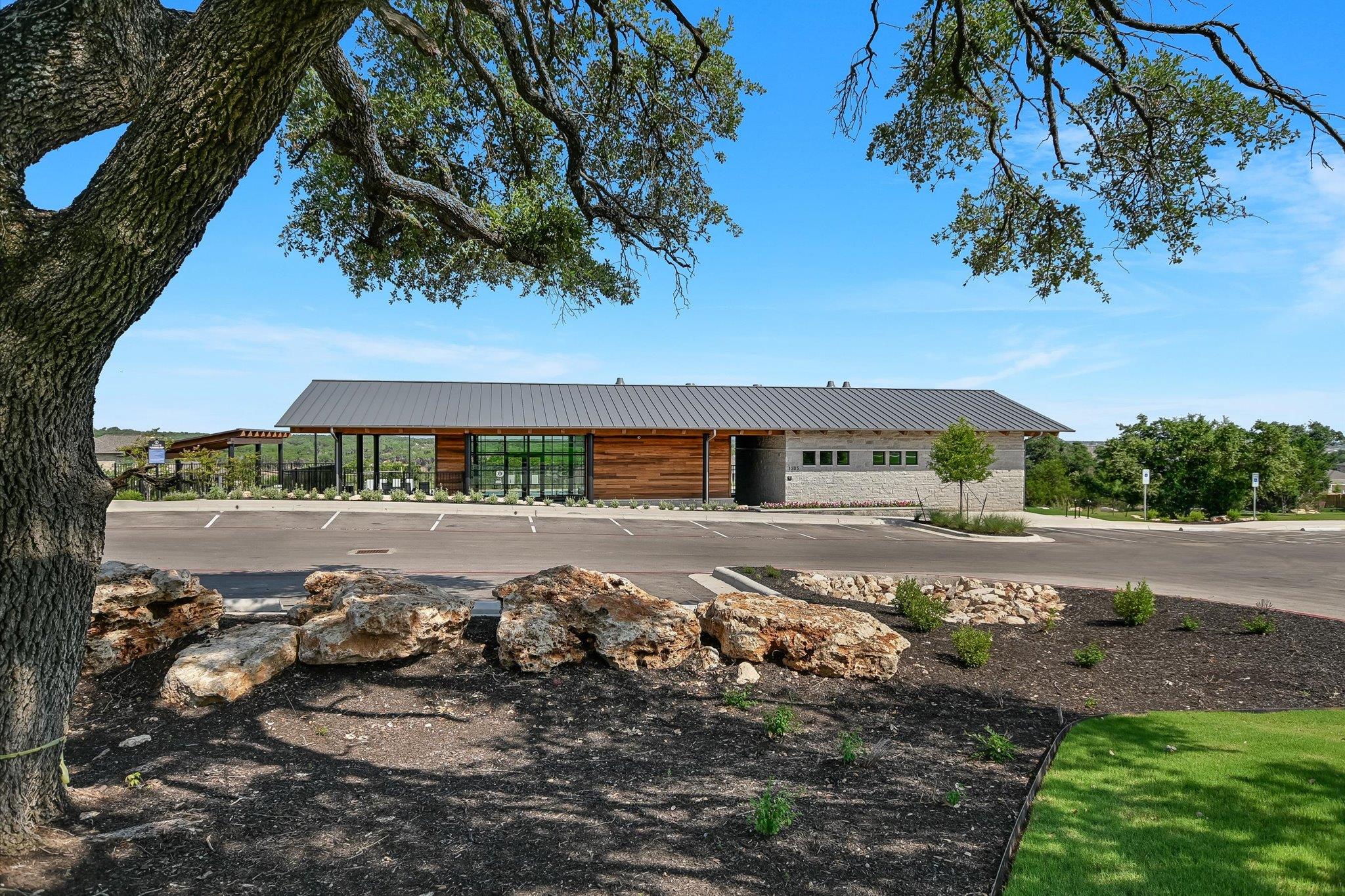 108 Trans Pecos CT