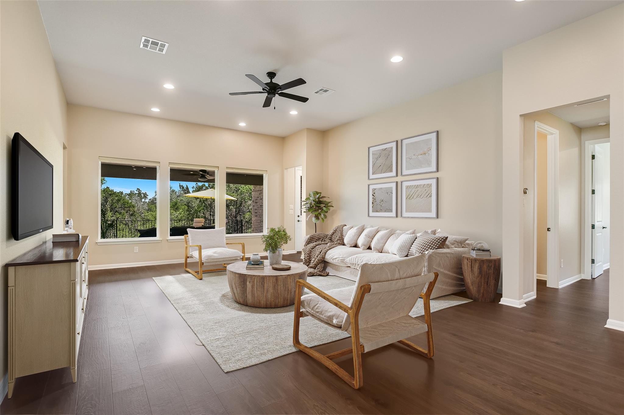 108 Trans Pecos CT