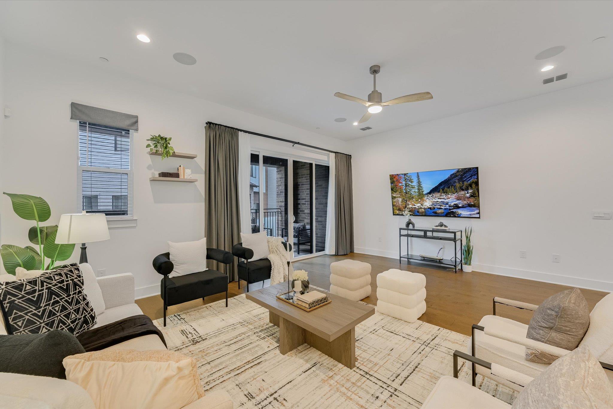 4009 Emory Peak PASS