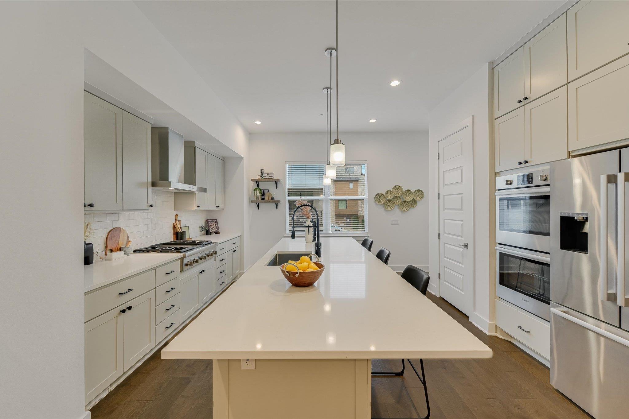 4009 Emory Peak PASS