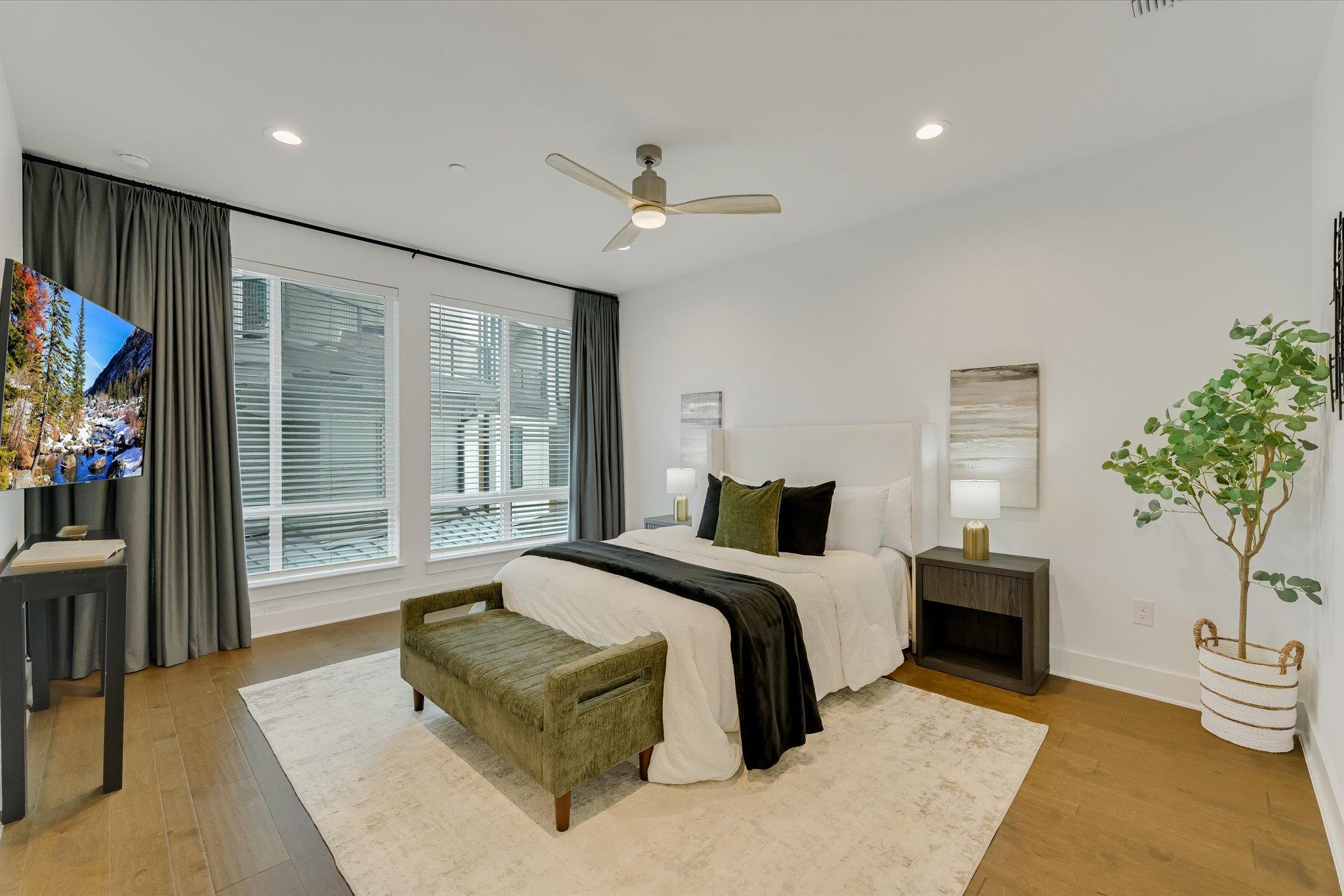 4009 Emory Peak PASS