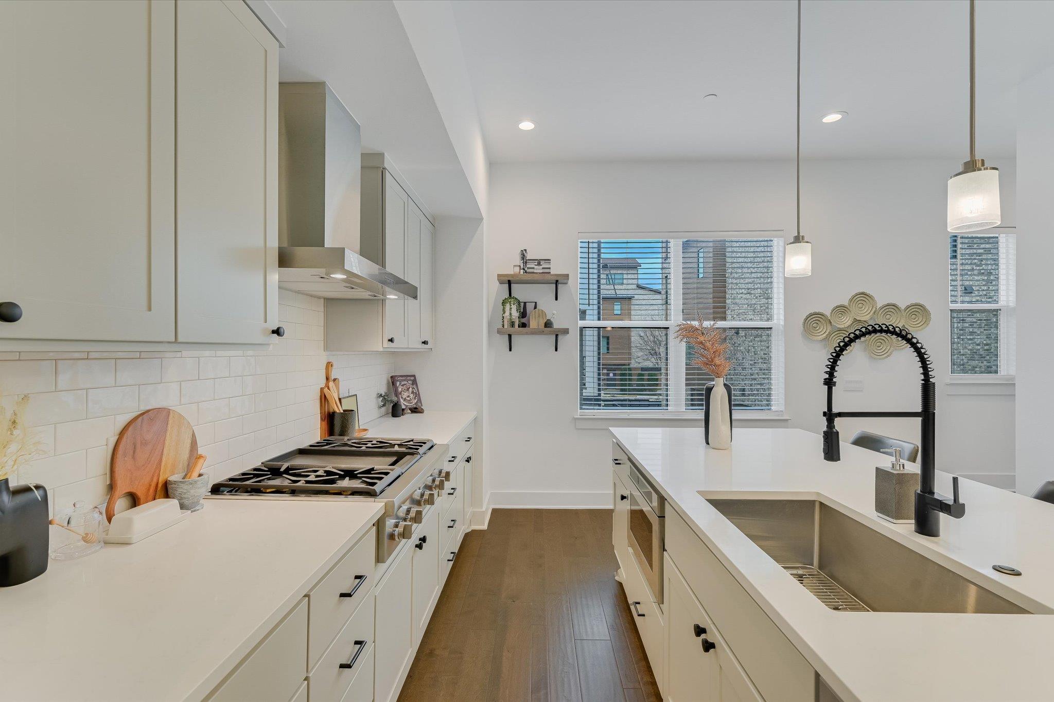 4009 Emory Peak PASS