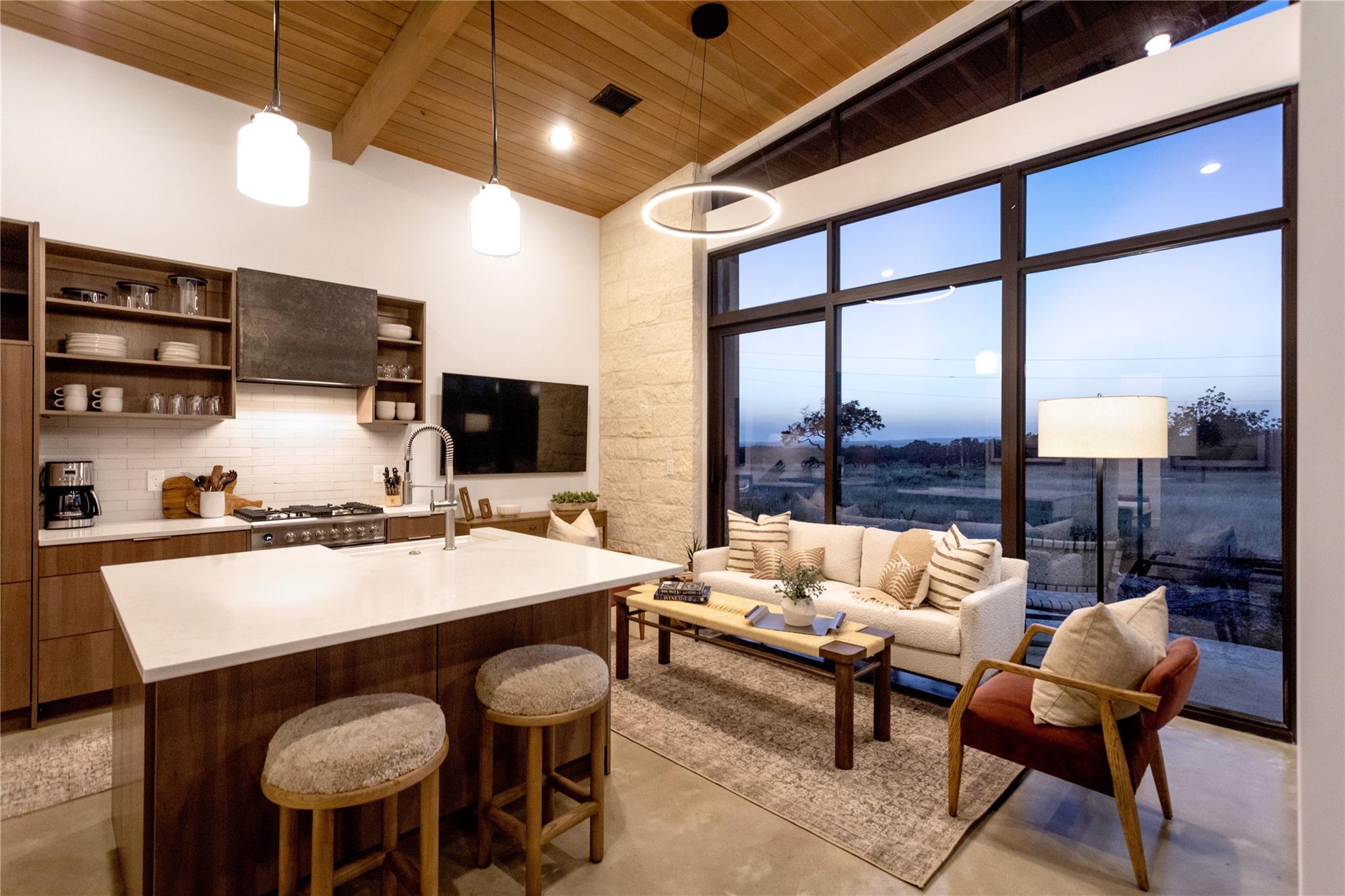 9361 W Us Highway 290 # 8