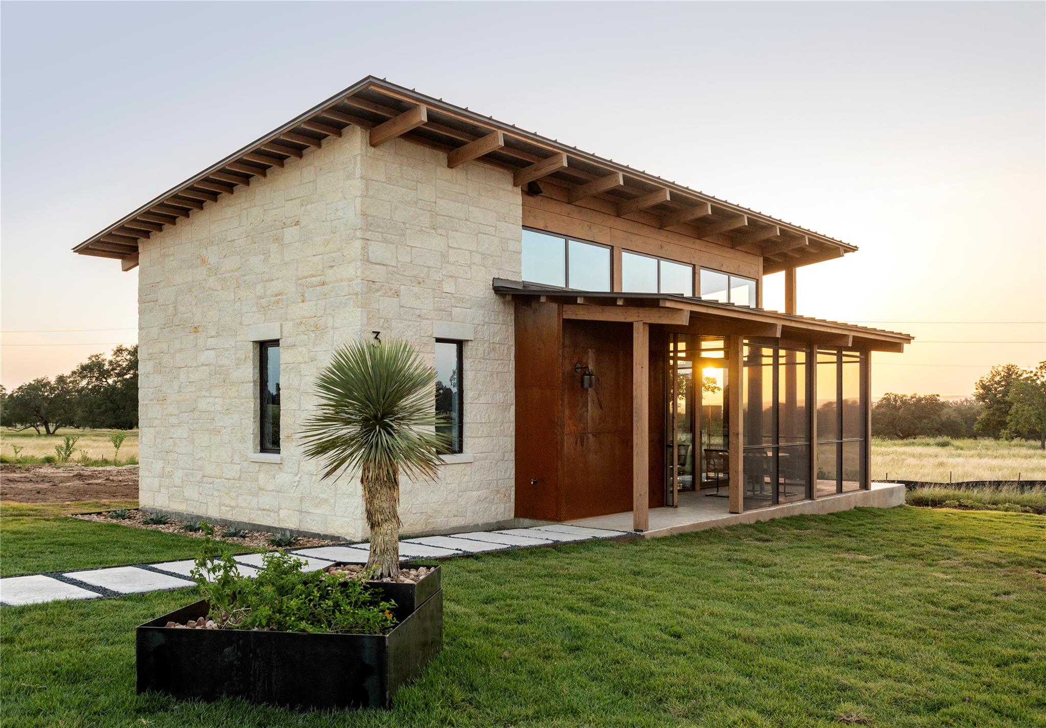 9361 W Us Highway 290 # 8