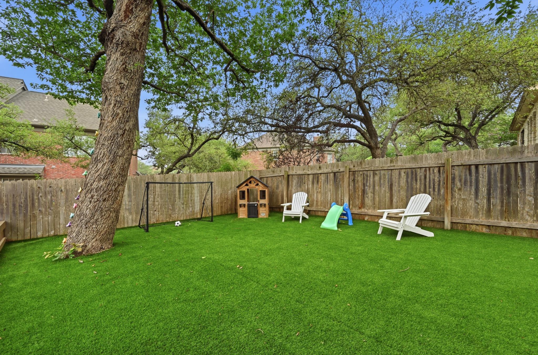 11222 Tracton LN