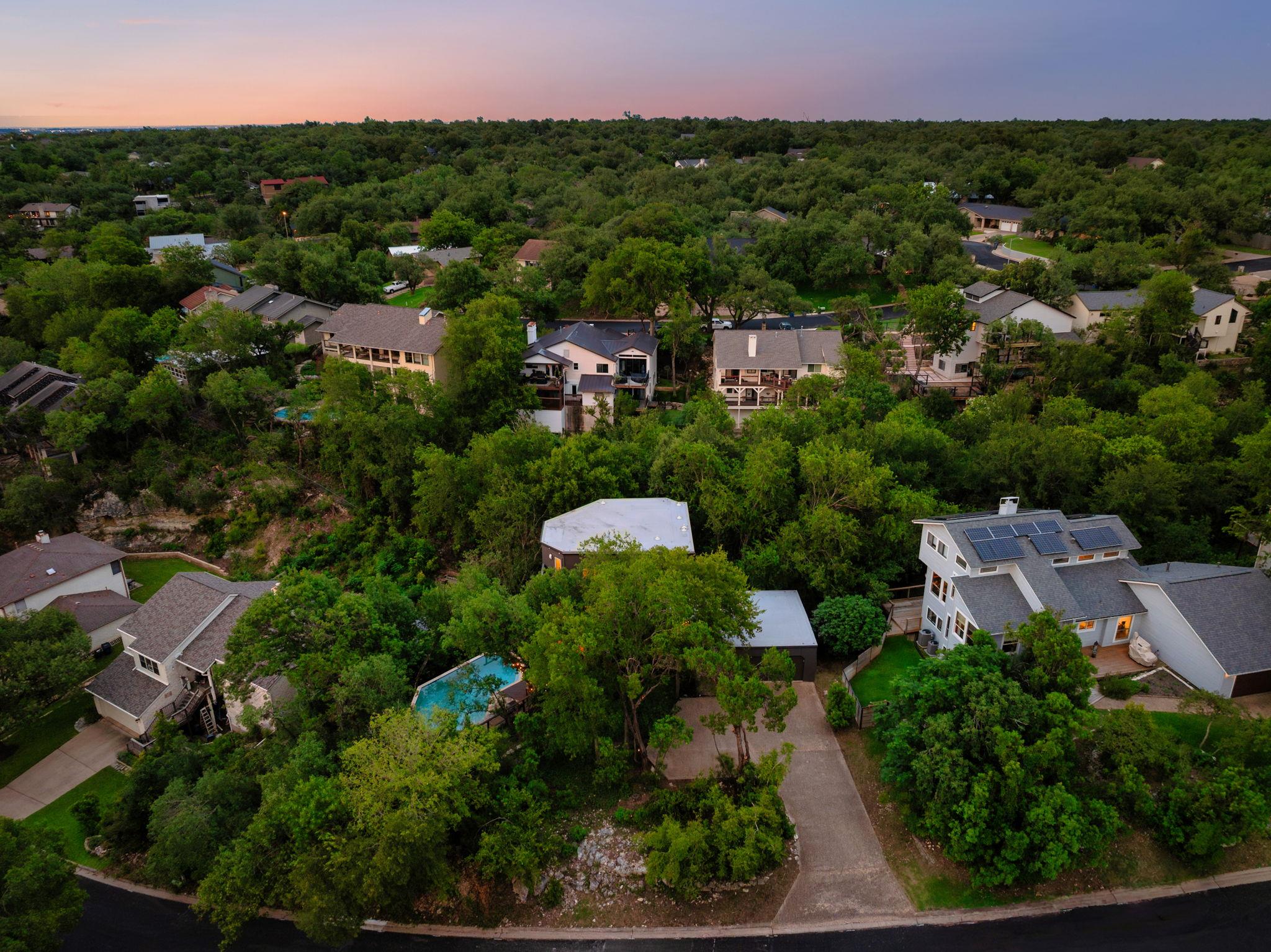 7626 Parkview CIR