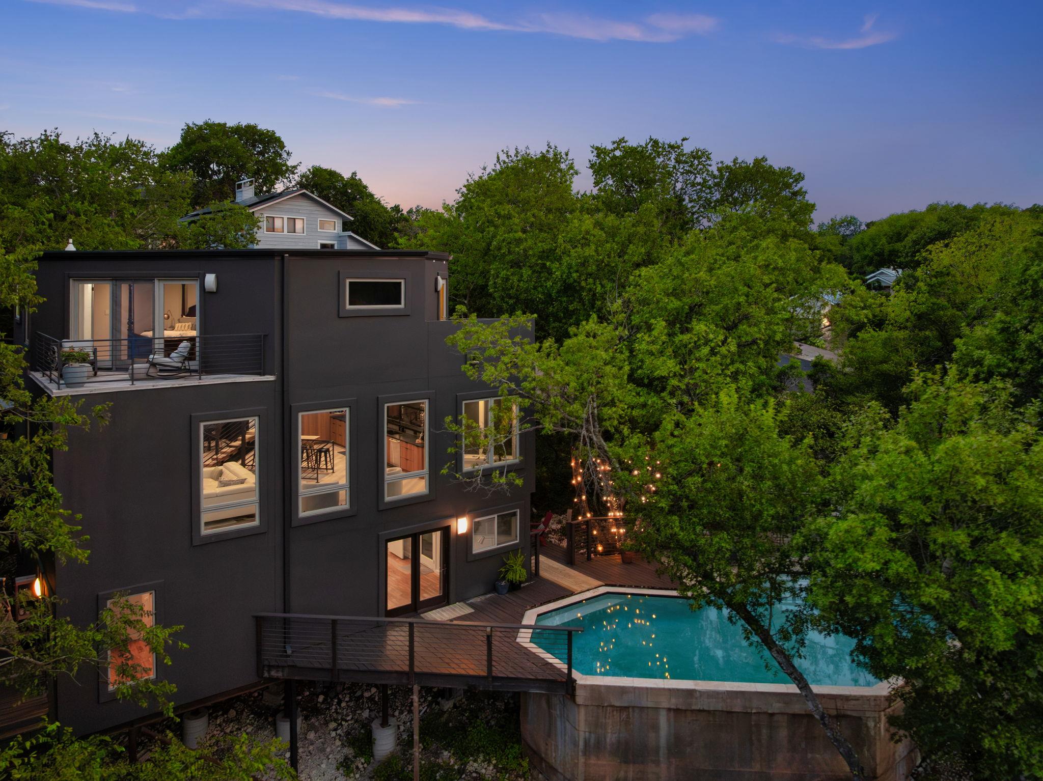 7626 Parkview CIR