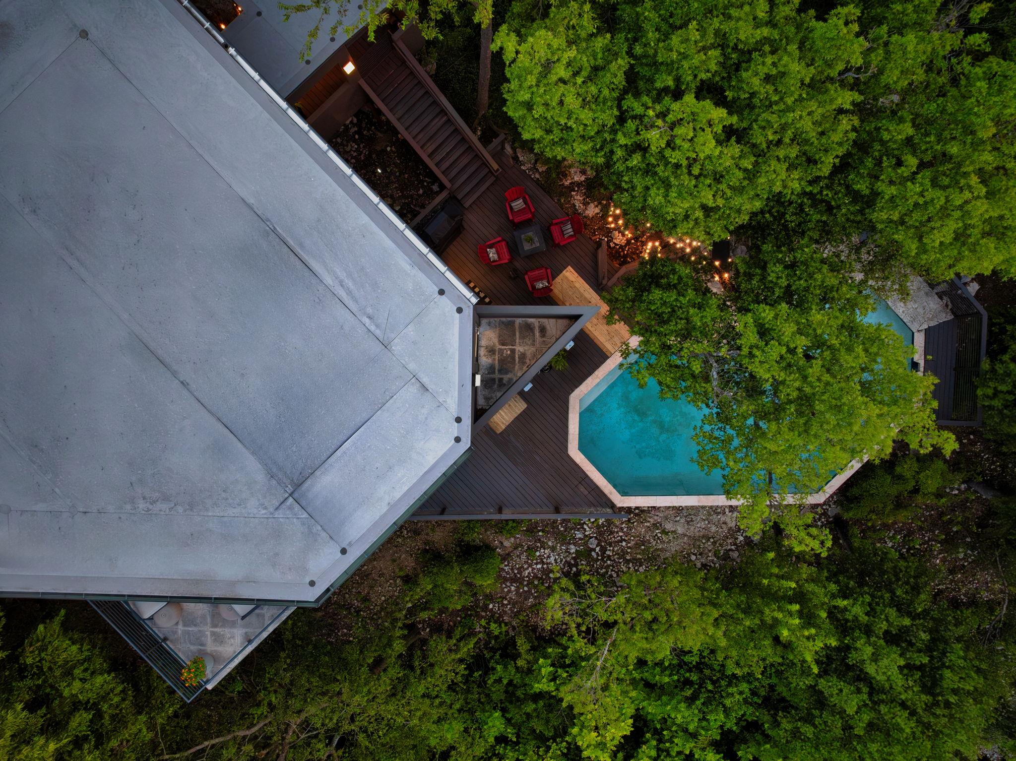 7626 Parkview CIR