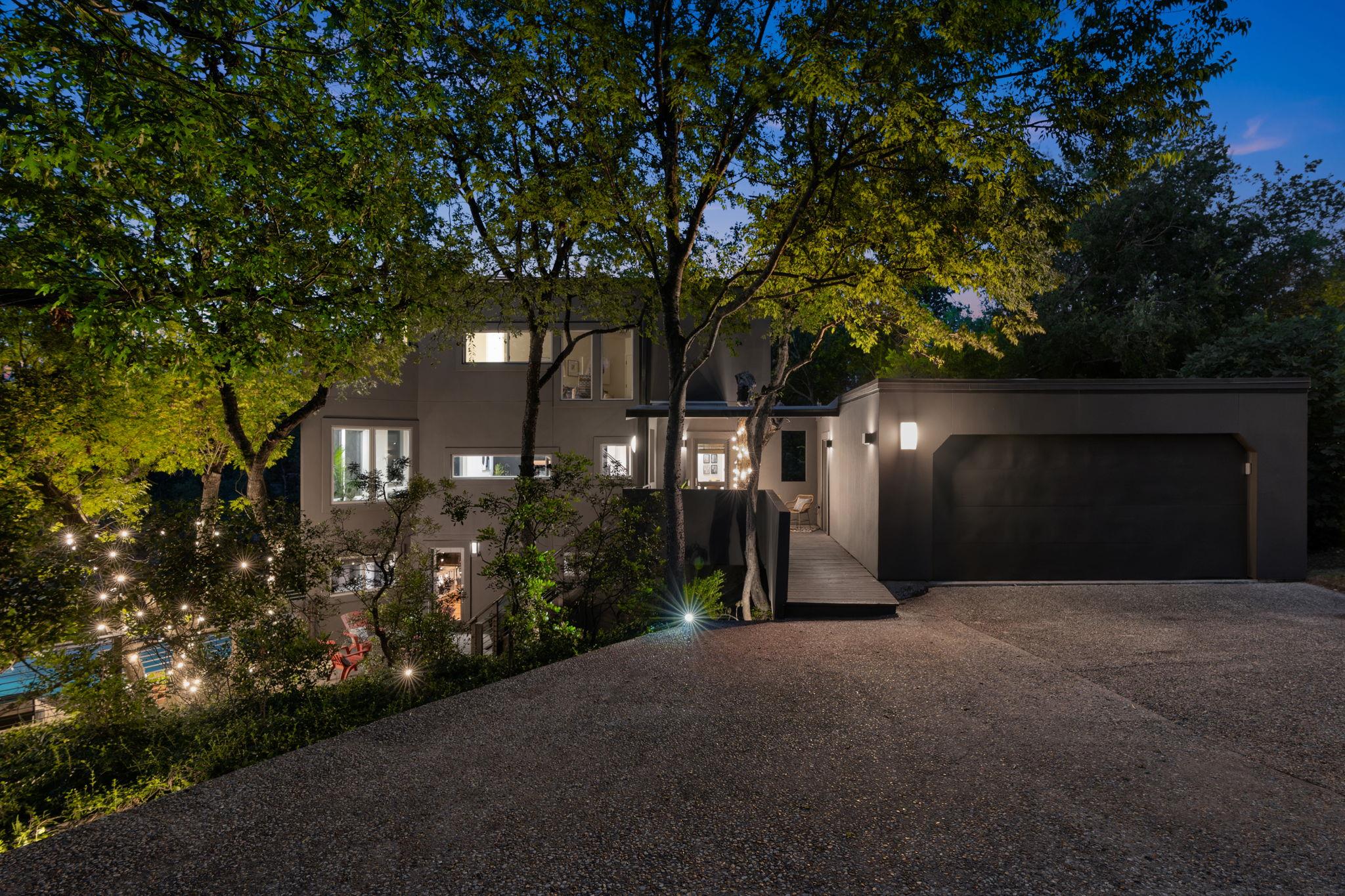 7626 Parkview CIR