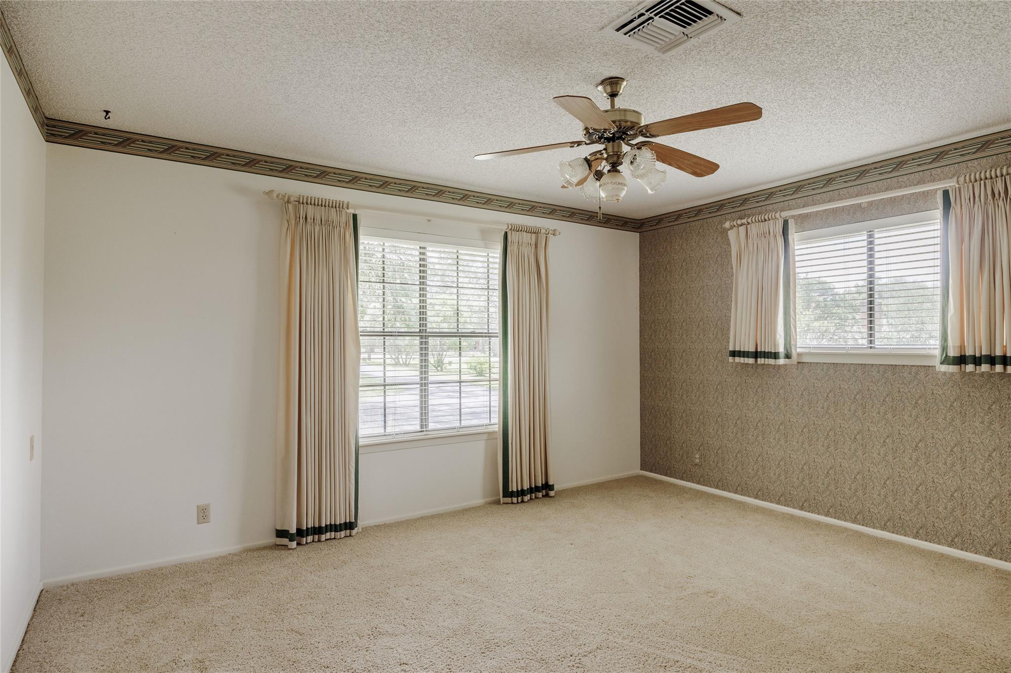 9279 Garden Ridge DR