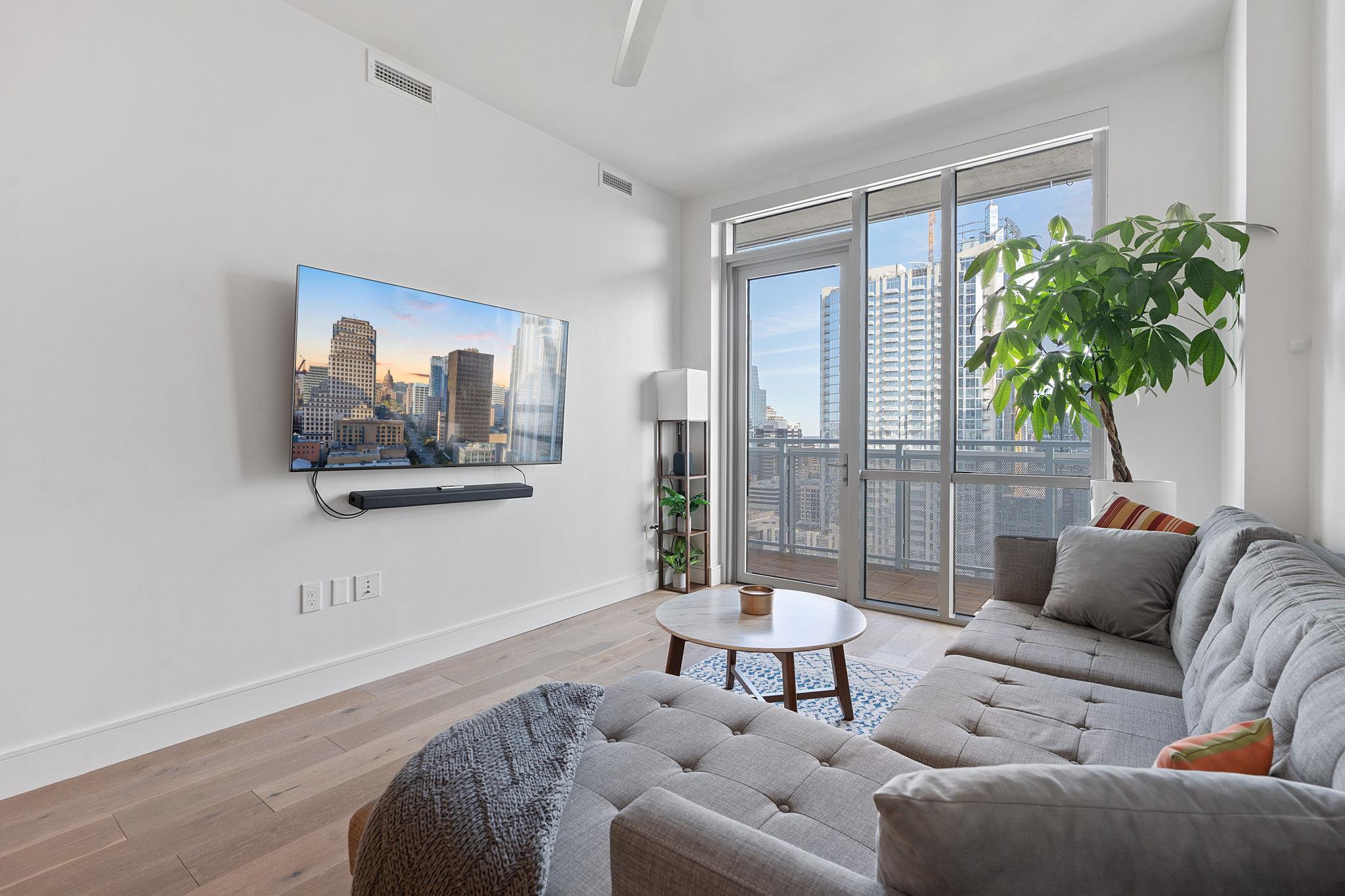 222 West Ave # 2911