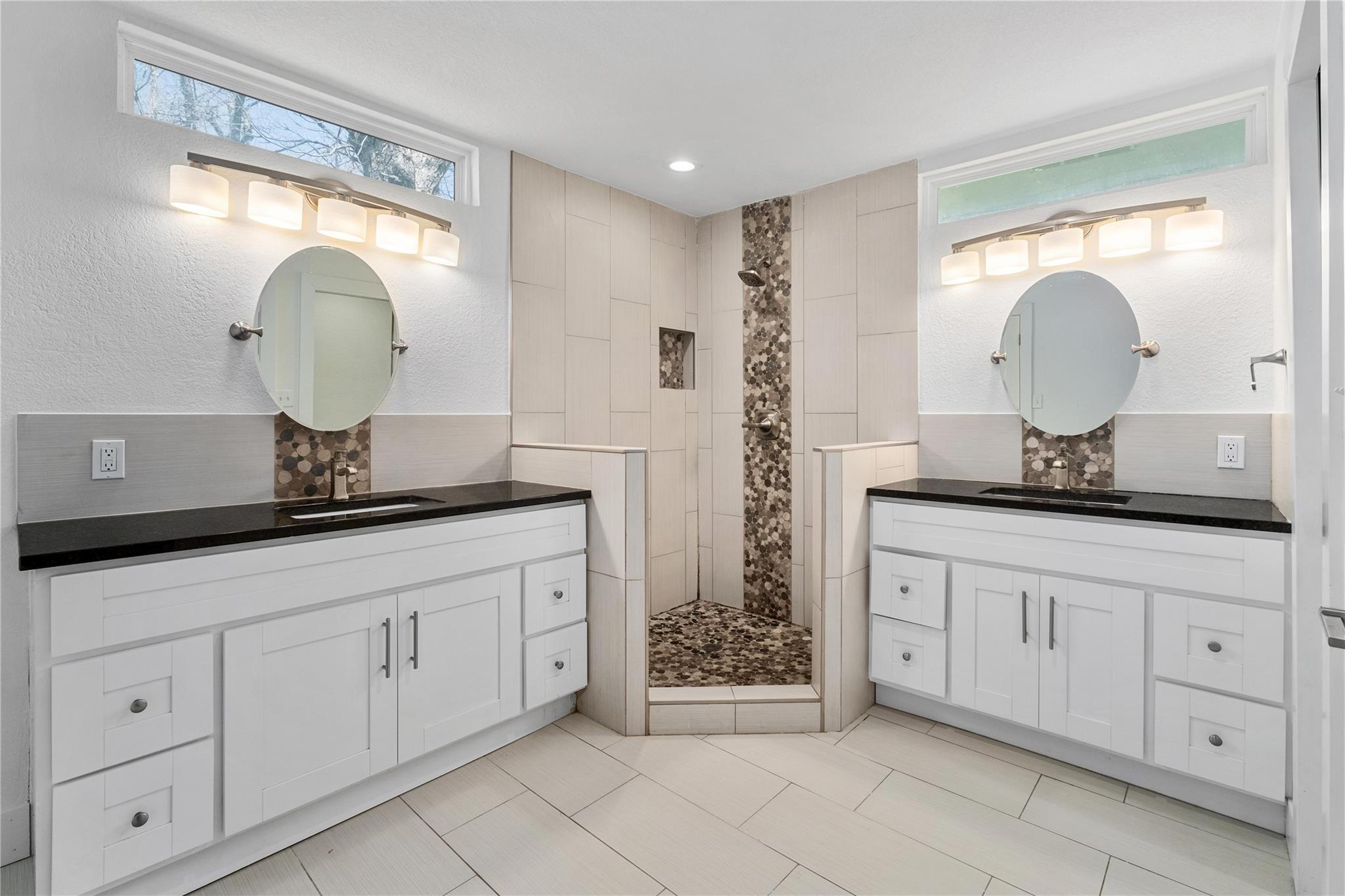 6414 Kenilworth DR