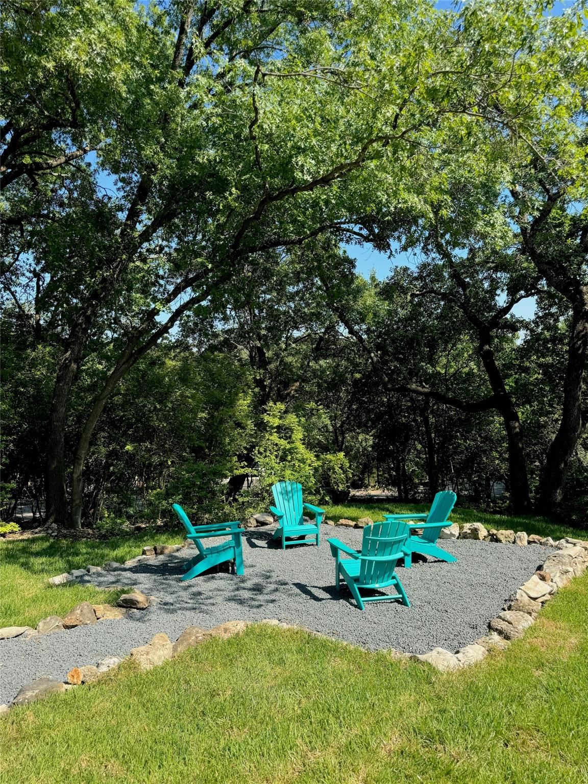 806 Rock Creek DR