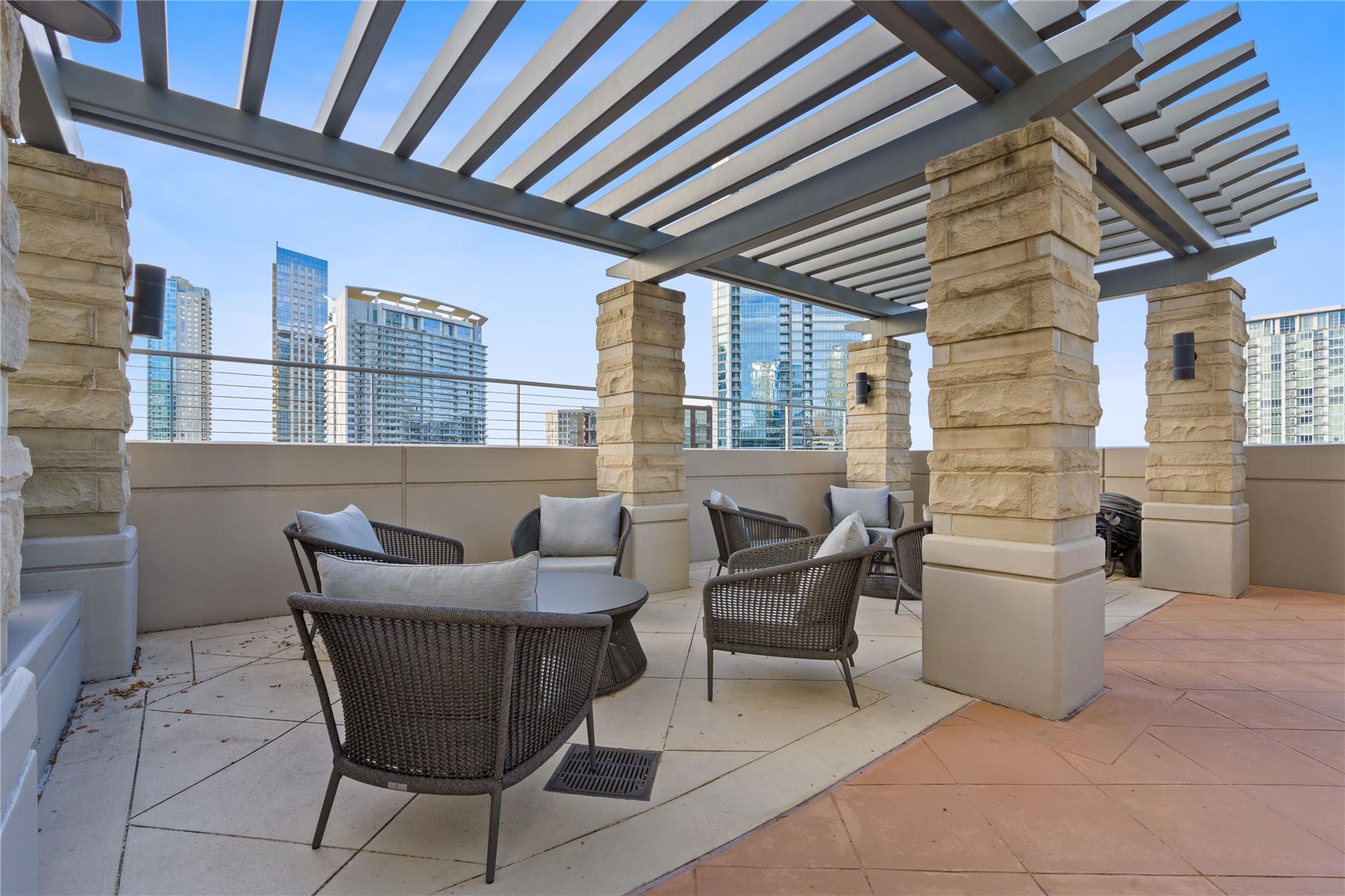 360 Nueces ST # 4209