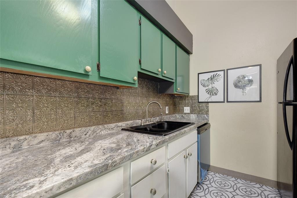 1705 Crossing PL Unit: A109