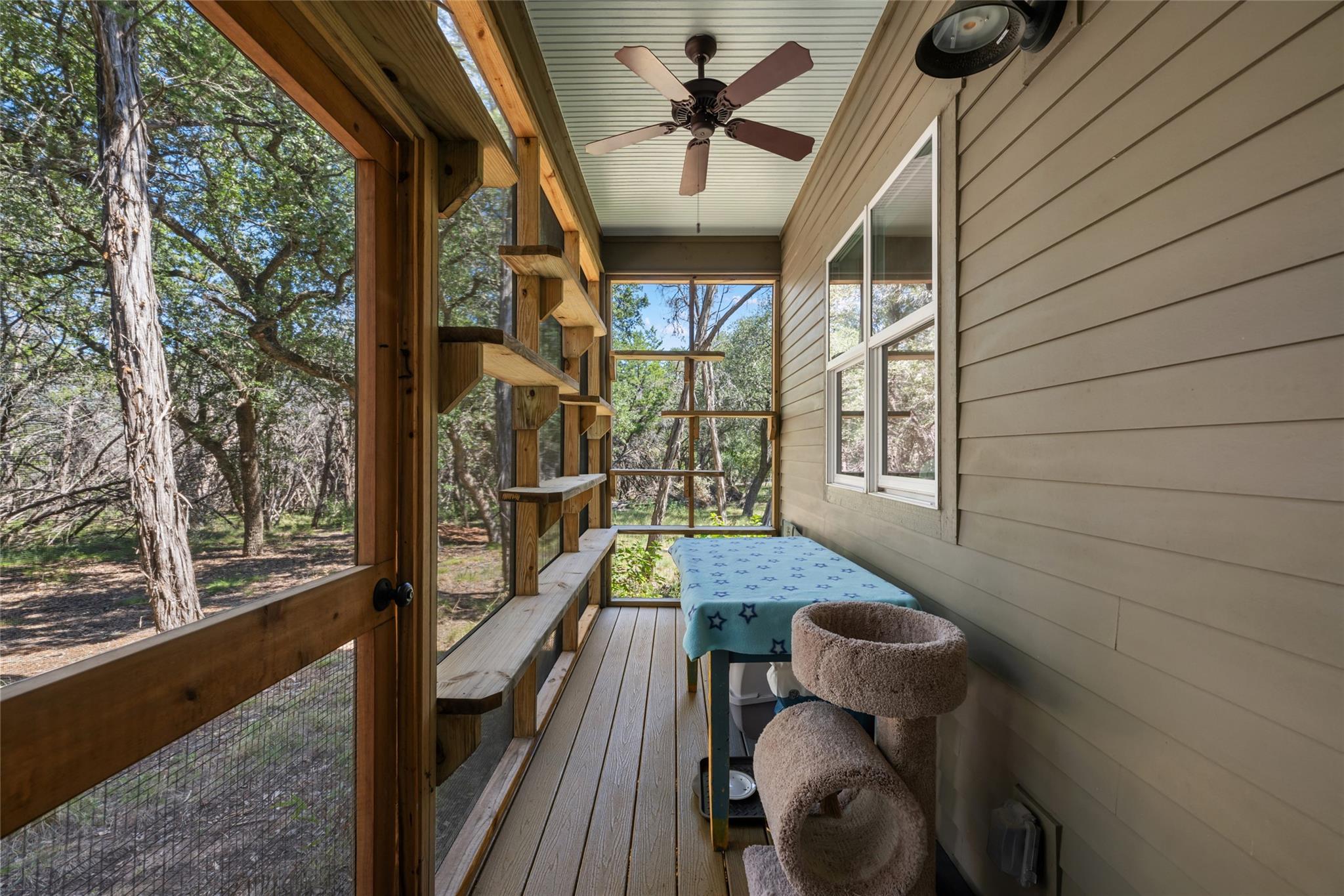 2422 Stagecoach Ranch RD