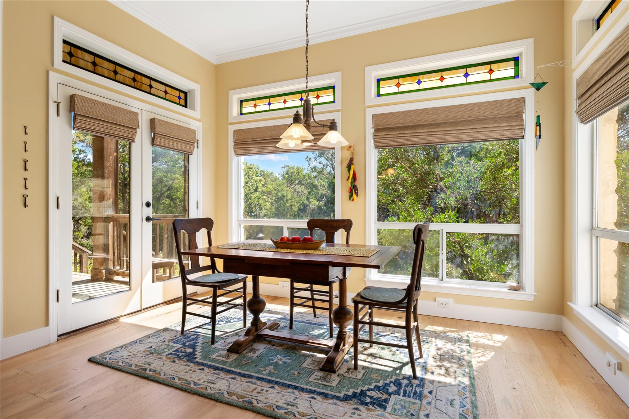 2422 Stagecoach Ranch RD