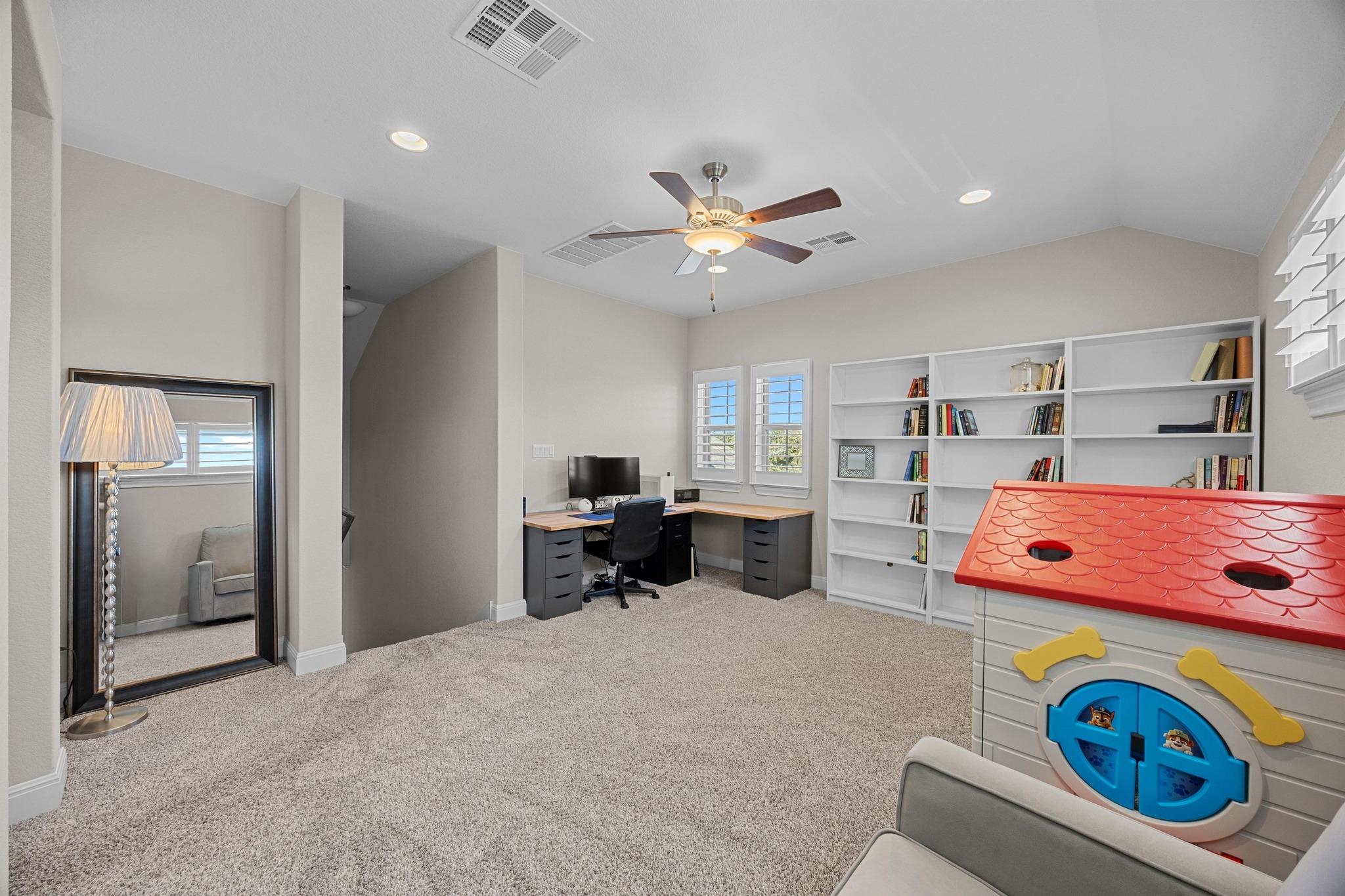 505 Olsen CT