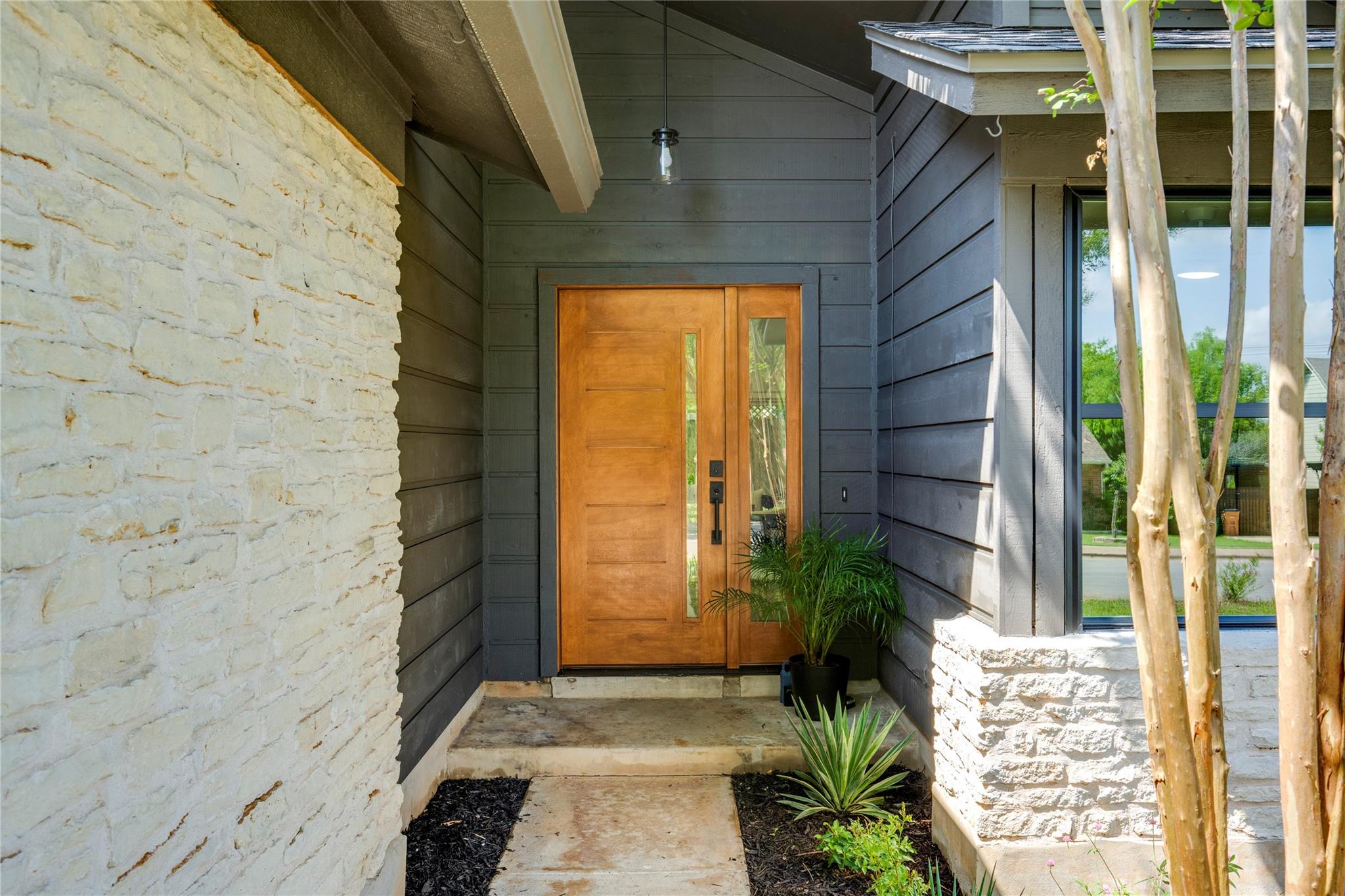 12044 Lincolnshire DR