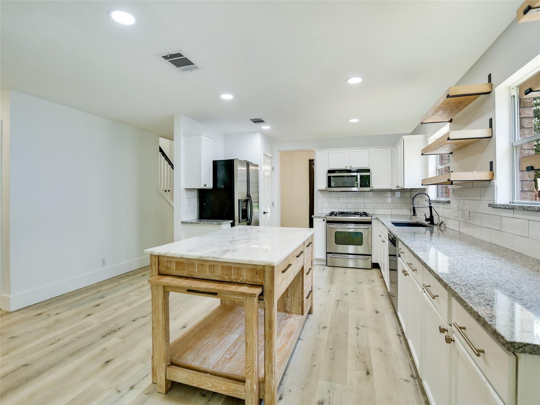 4109 Moss Hollow DR