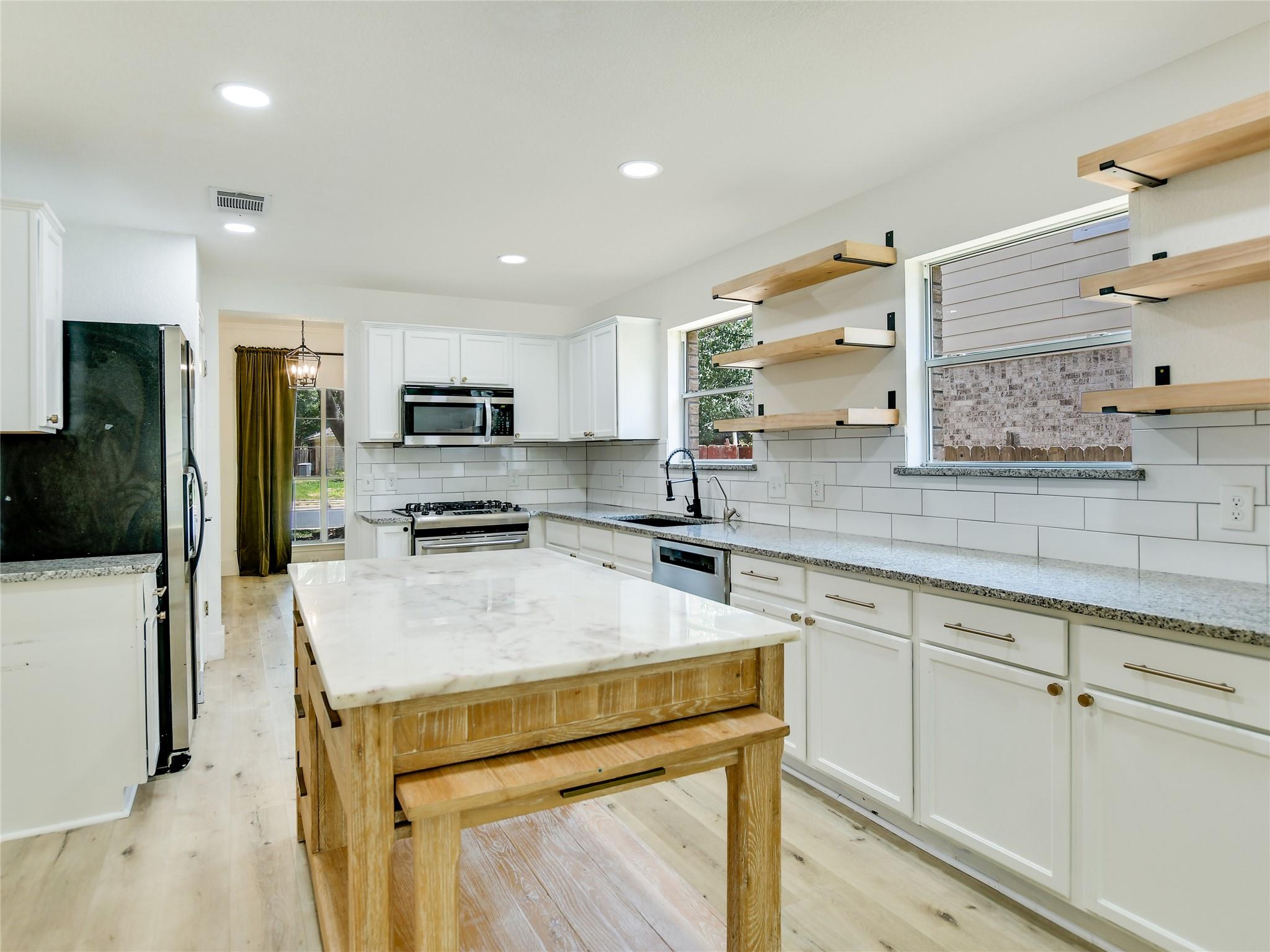 4109 Moss Hollow DR