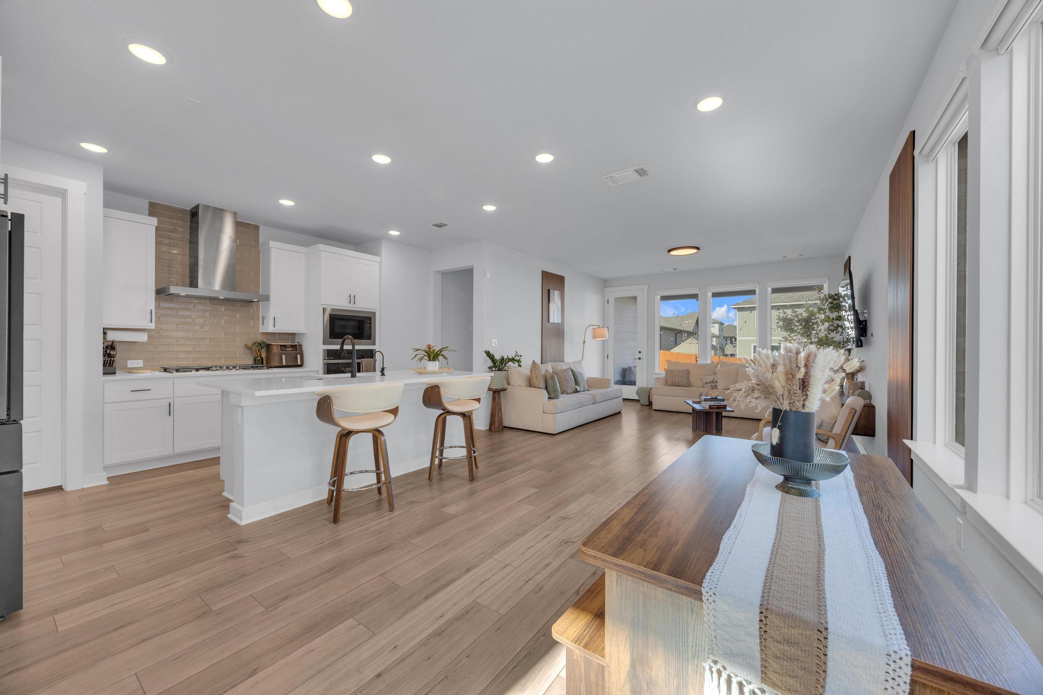 6404 E Mallord Brook BND